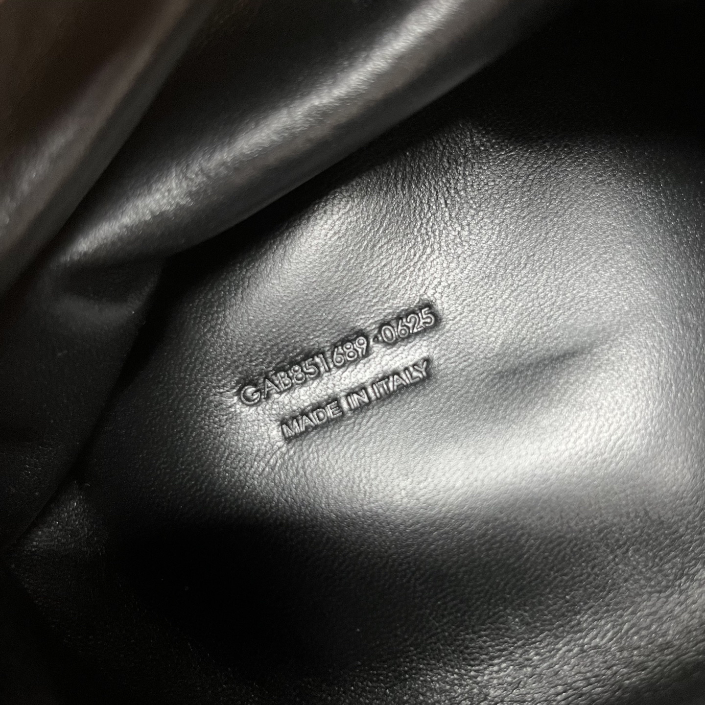 Saint Laurent YSL ICARINO in quilted nappa Hobo Bag - Black