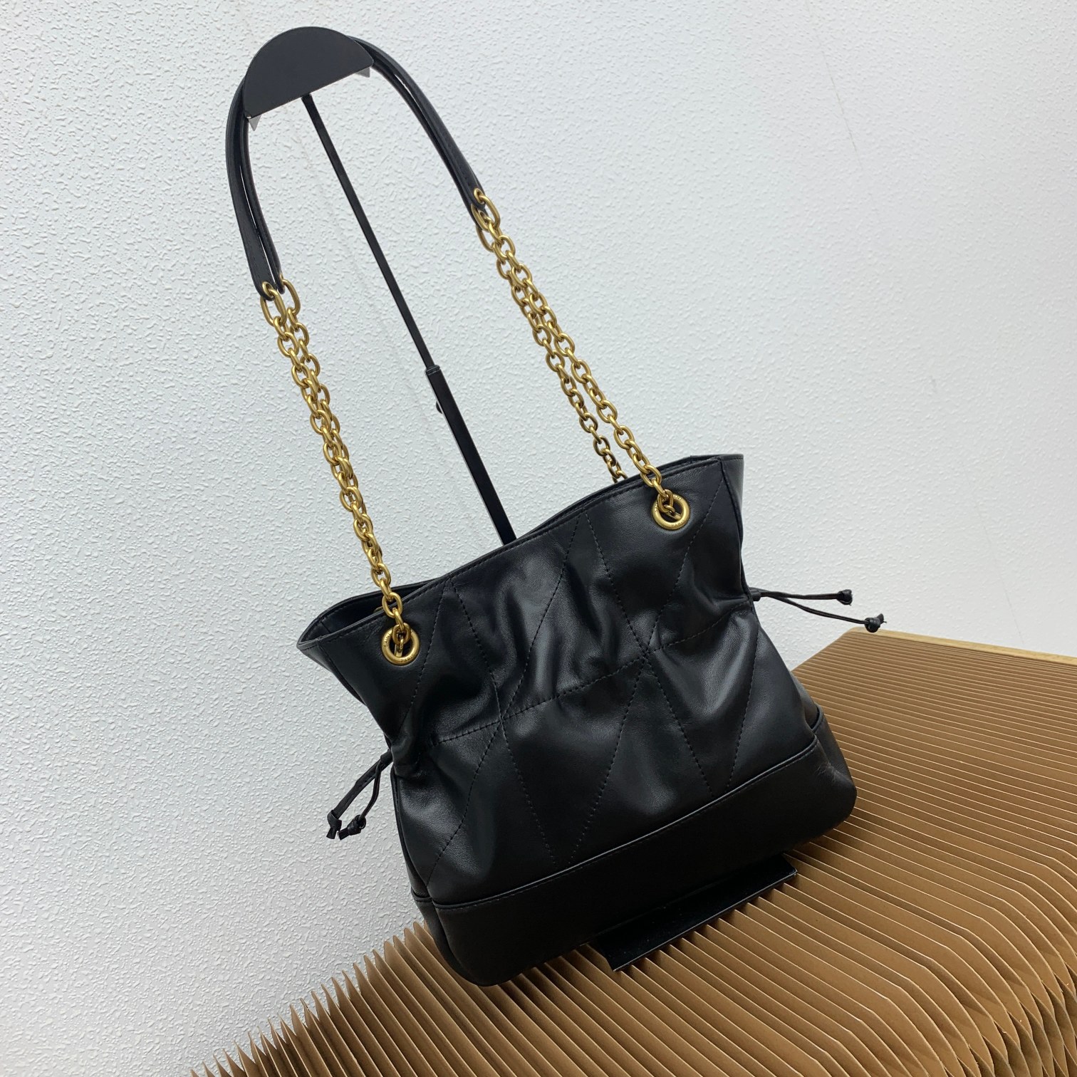 Saint Laurent JAMIE 4.3 Small Pochon Calfskin chain bag