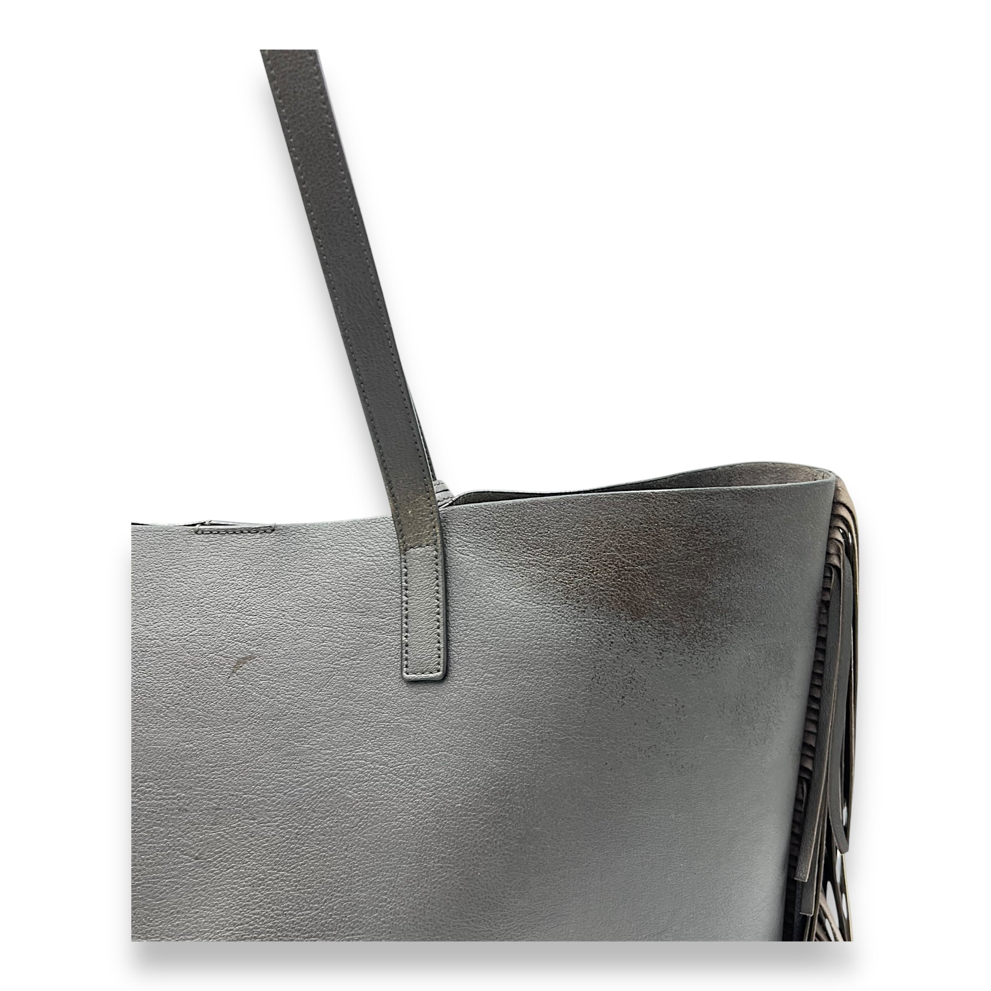 East West Shopping Fringe Tote Bag Grey in Calfskin, Silver hardware