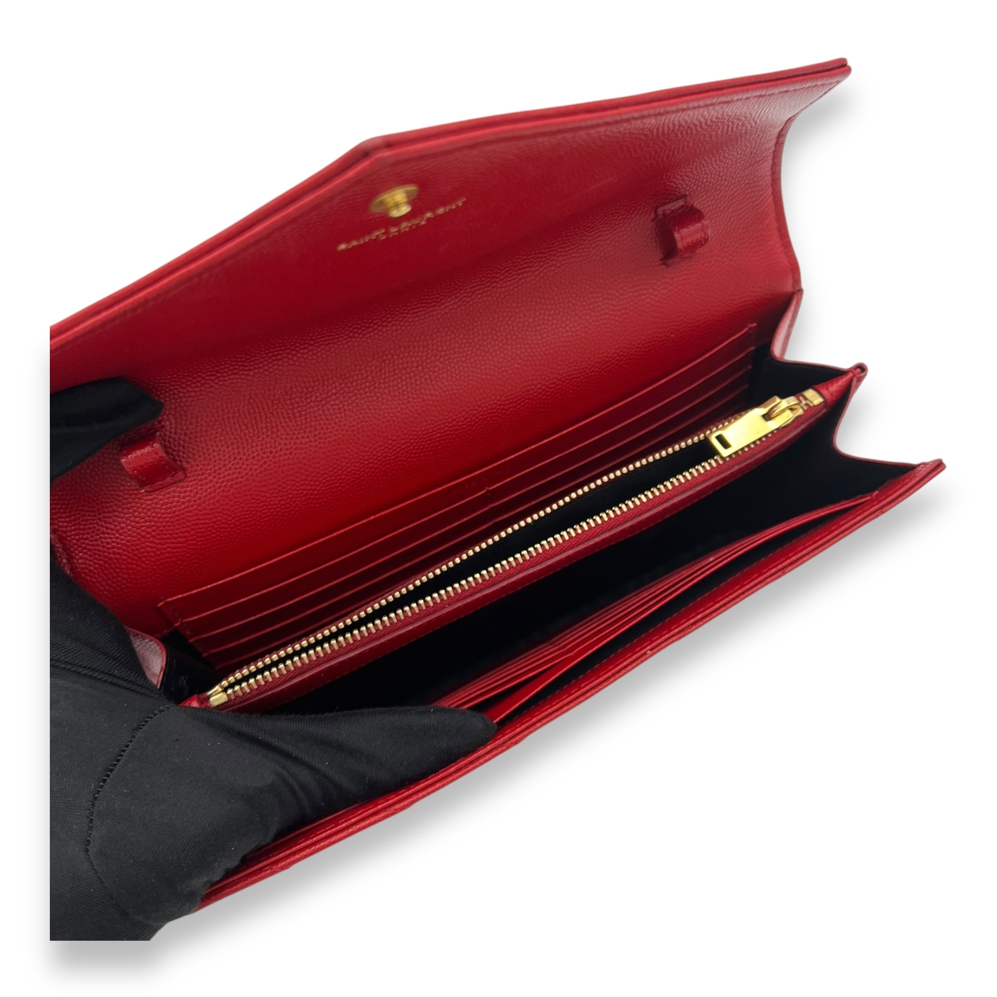 Envelope Wallet On Chain Red in Caviar Leather, Gold hardware