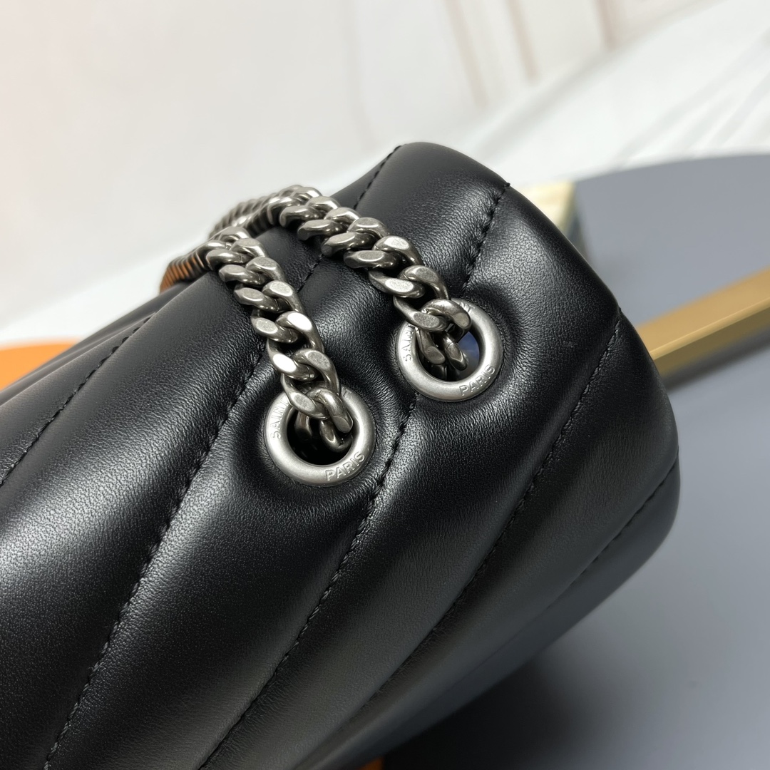 [TOP] SAINT LAURENT Loulou Small Quilted Leather Black Sliver Hardware Shoulder Bag