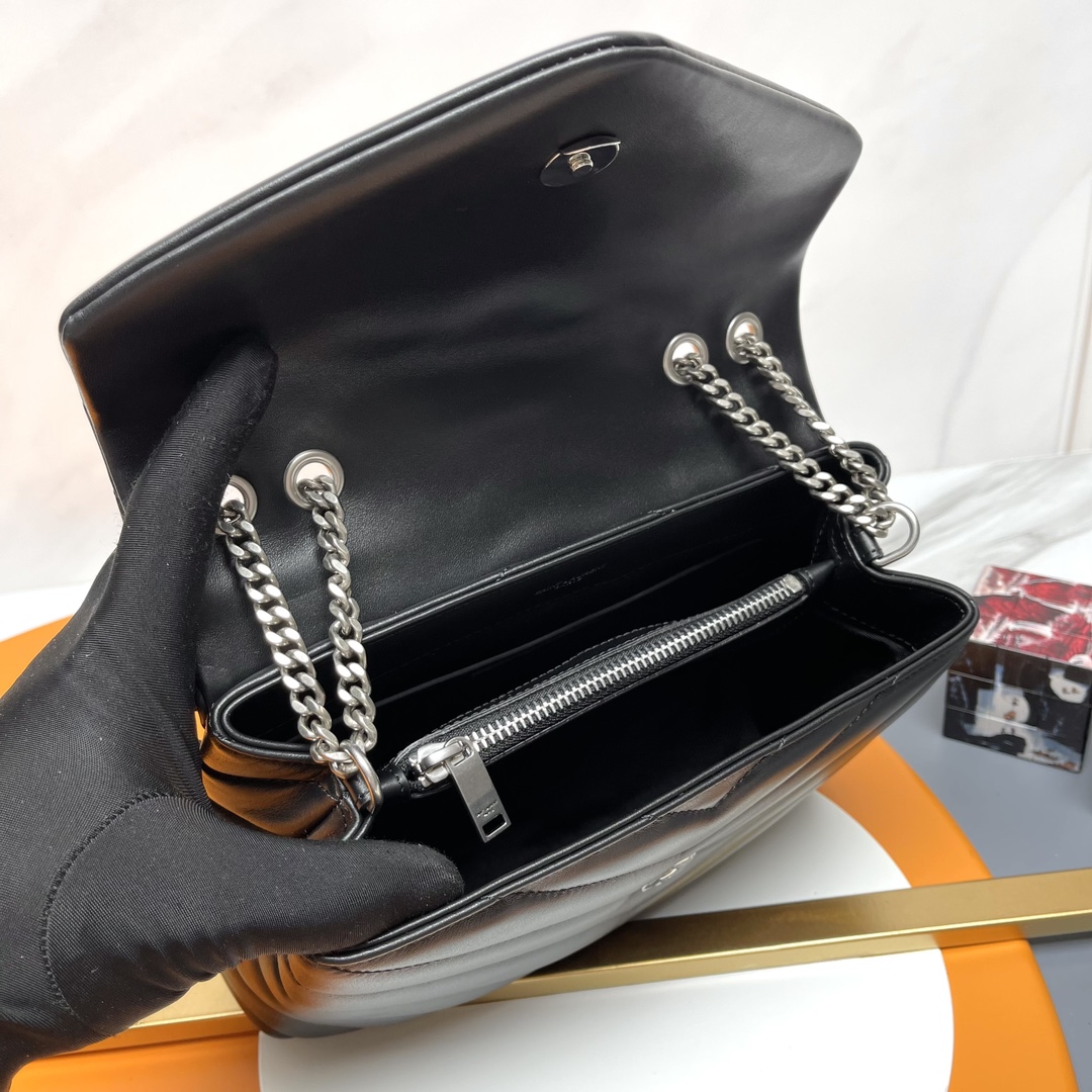[TOP] SAINT LAURENT Loulou Small Quilted Leather Black Sliver Hardware Shoulder Bag