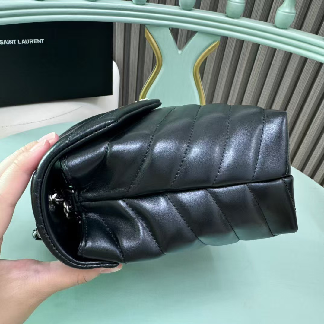 [TOP]SAINT LAURENT Loulou small quilted leather shoulder bag black - Bag