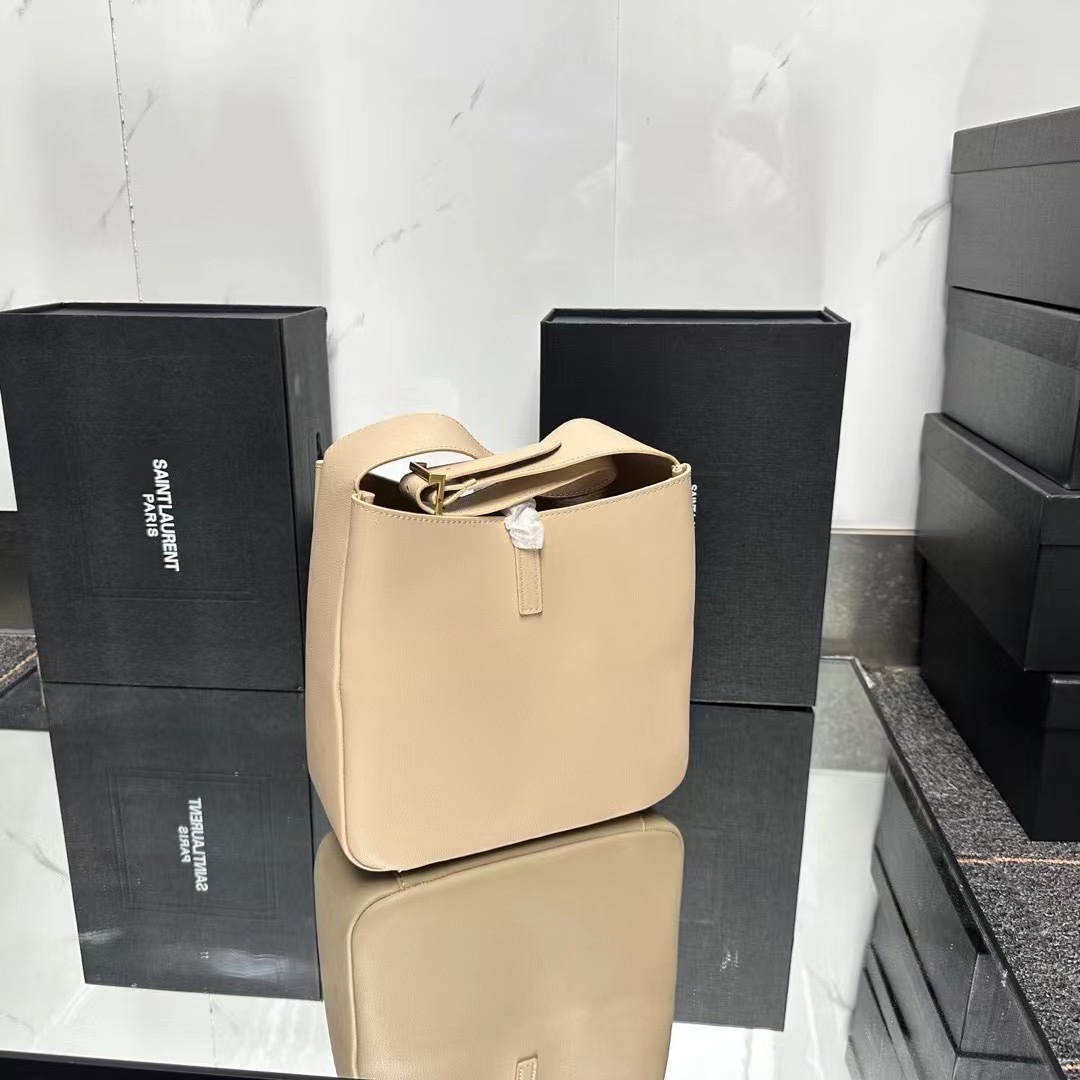 SAINT LAURENT Supple Small leather shoulder bag-Beige - Bag