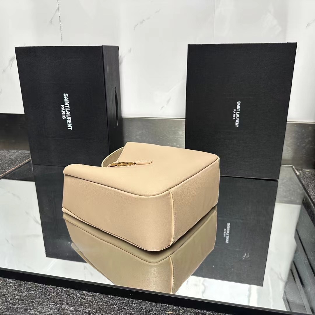 SAINT LAURENT Supple Small leather shoulder bag-Beige - Bag