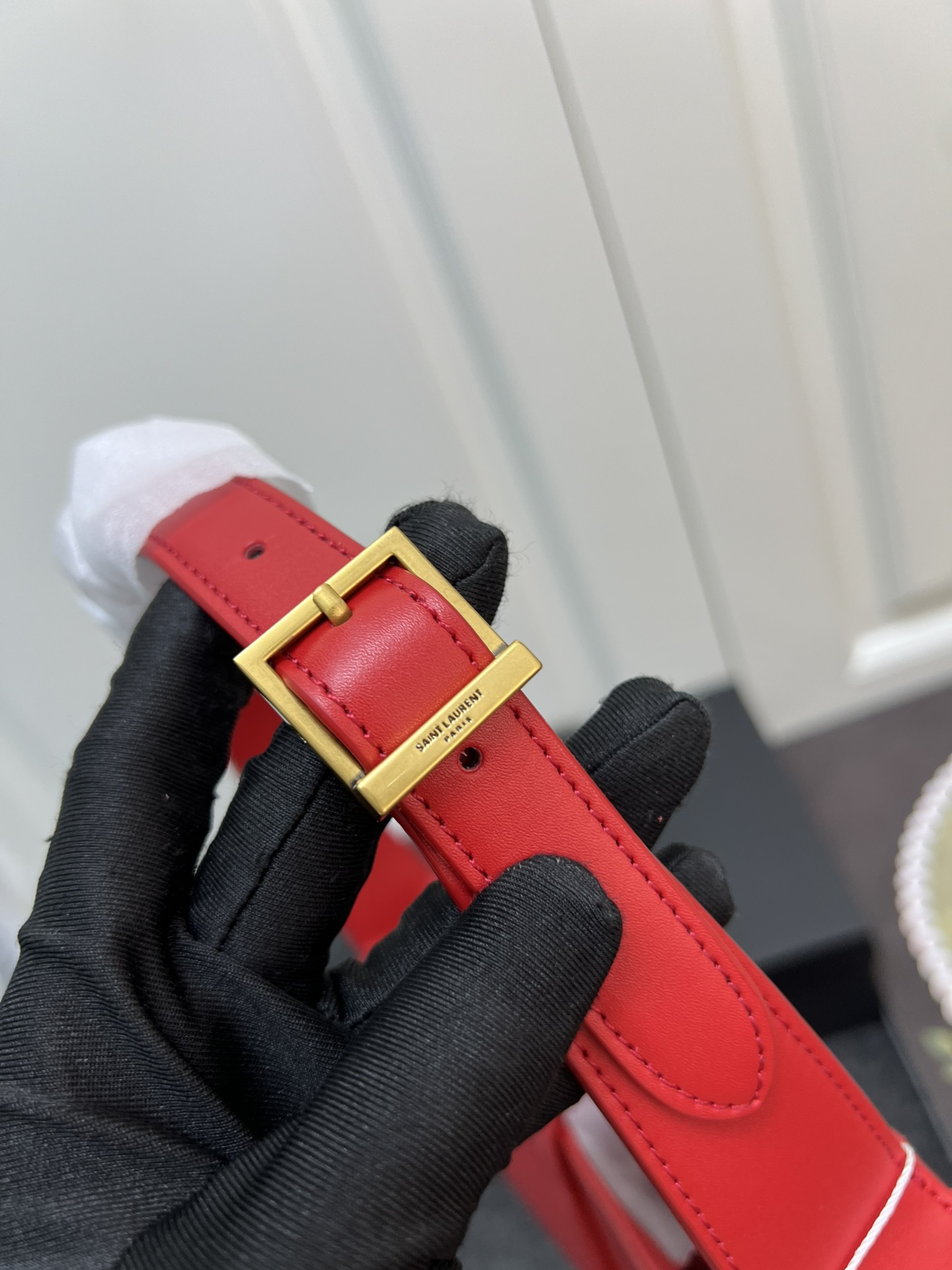 Saint Laurent YSL Le 5 à 7 hobo bag - Red Plain Bag