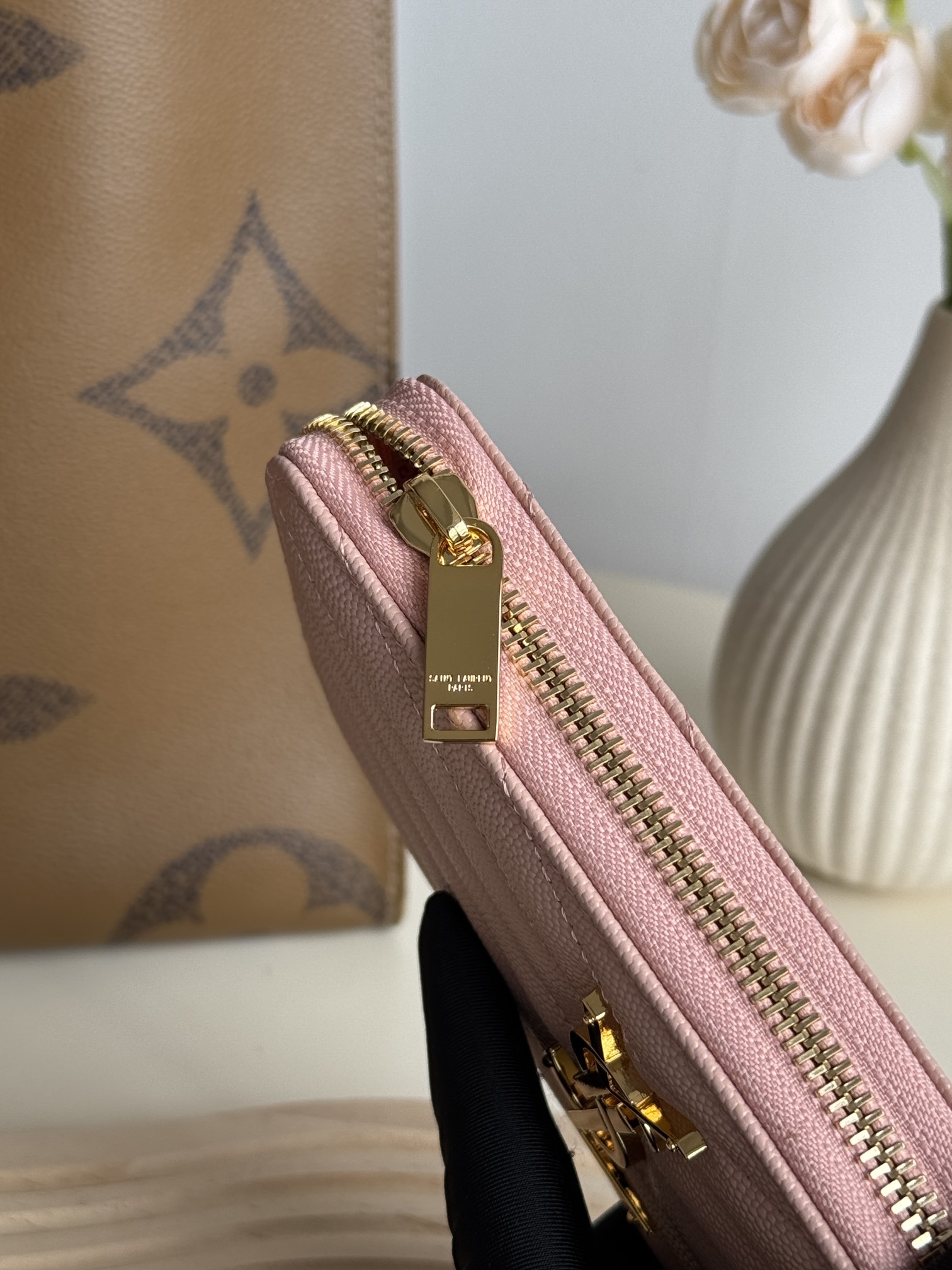 Saint Laurent Monogramme leather Wallet -Pink Wallet