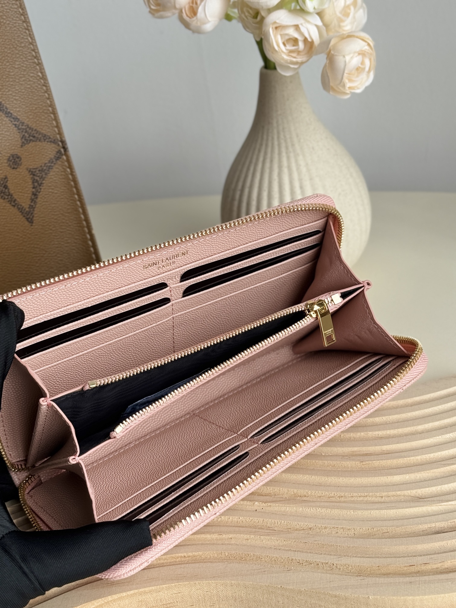 Saint Laurent Monogramme leather Wallet -Pink Wallet