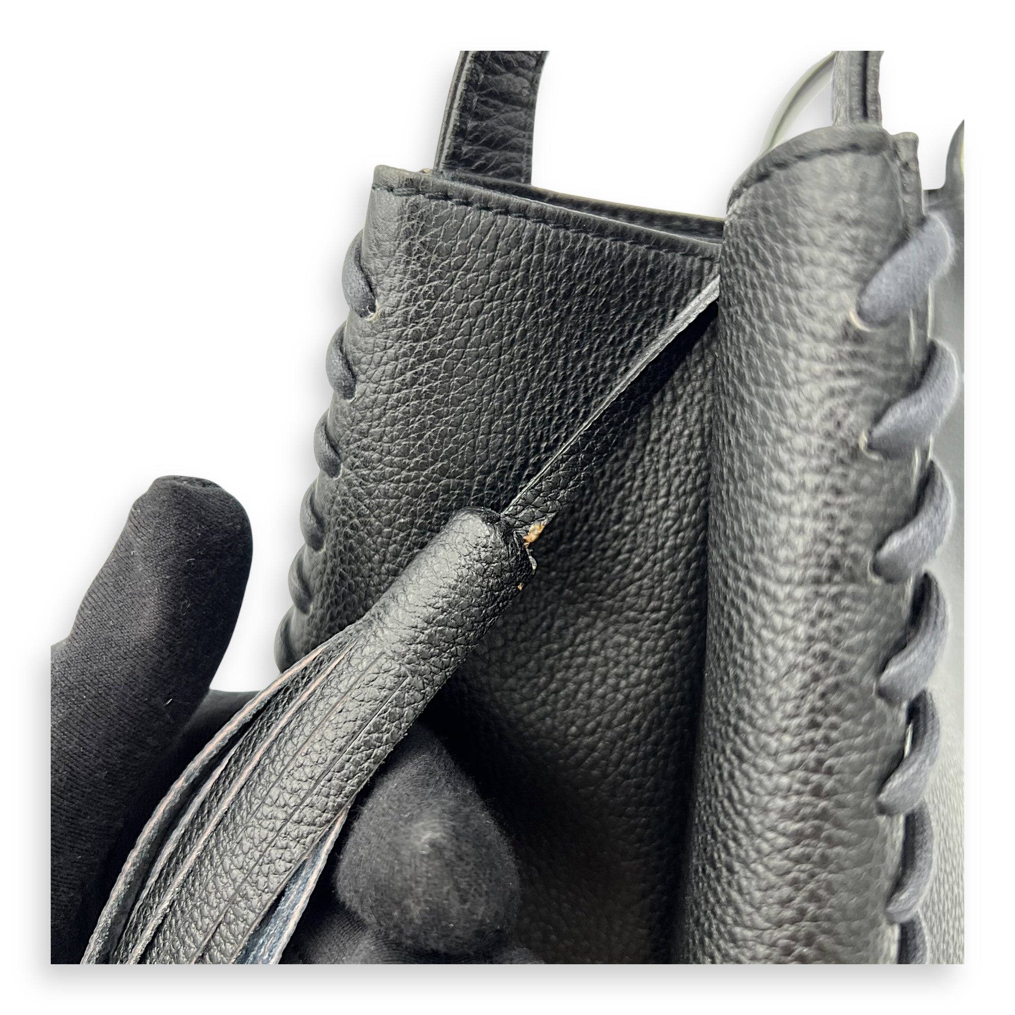 Stitch Tote Bag Black in Calfskin, Gold hardware
