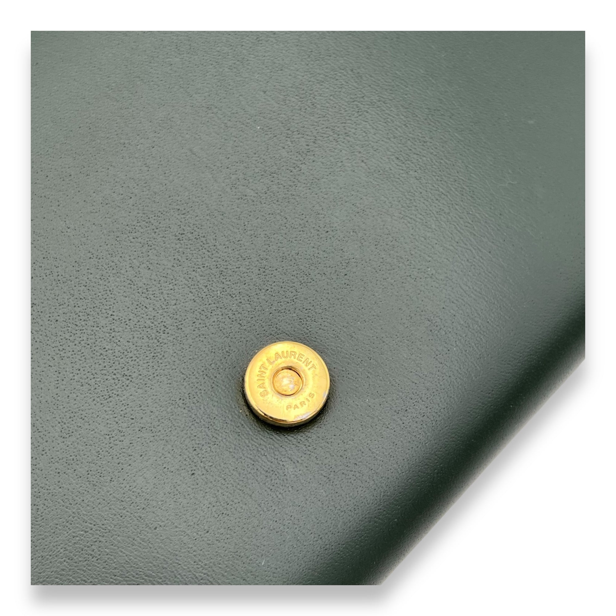 Logo Wallet On Chain Green in Calfskin, Gold hardware