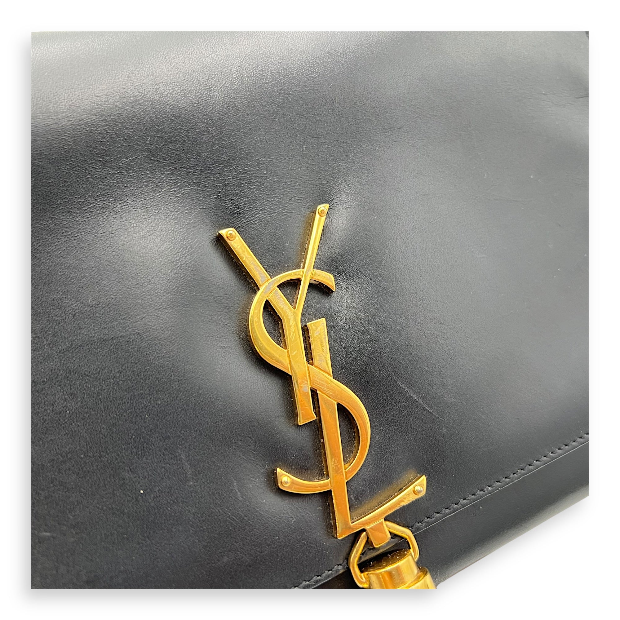 Kate Medium Black Shoulder Bag in Calfskin, Gold hardware