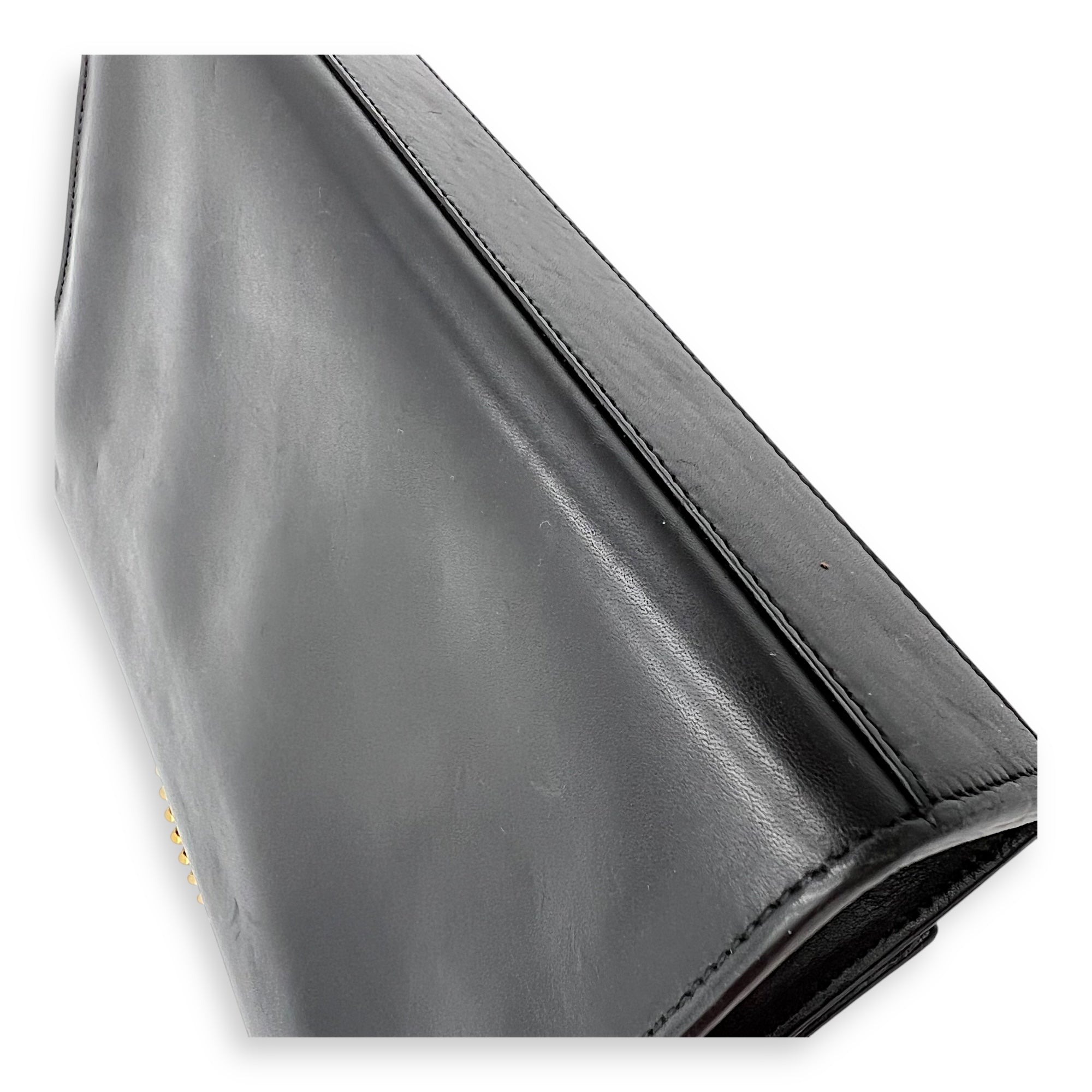 Kate Medium Black Shoulder Bag in Calfskin, Gold hardware