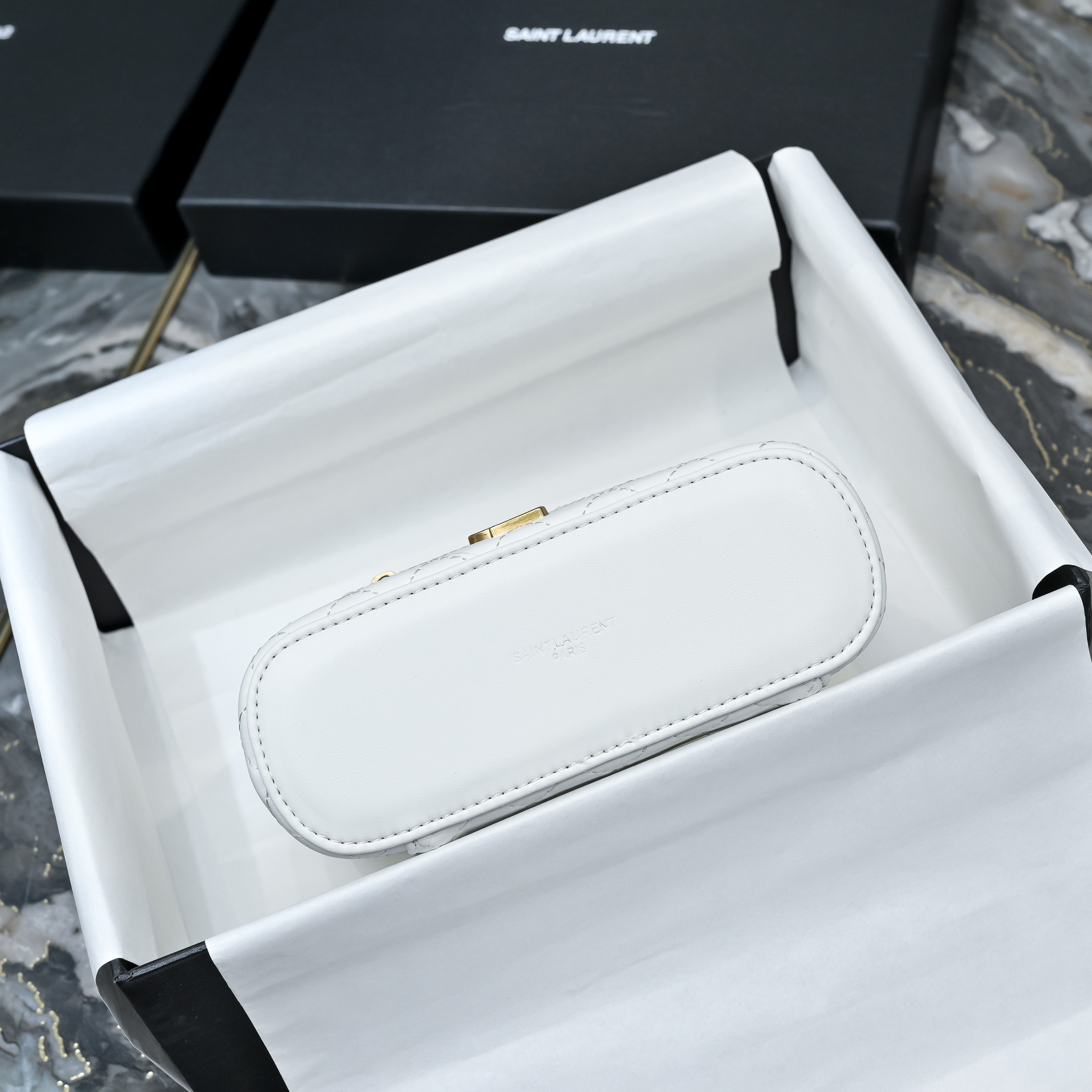 SAINT LAURENT YSL GABY vanity Medium bag in lambskin - BLANC VINTAGE