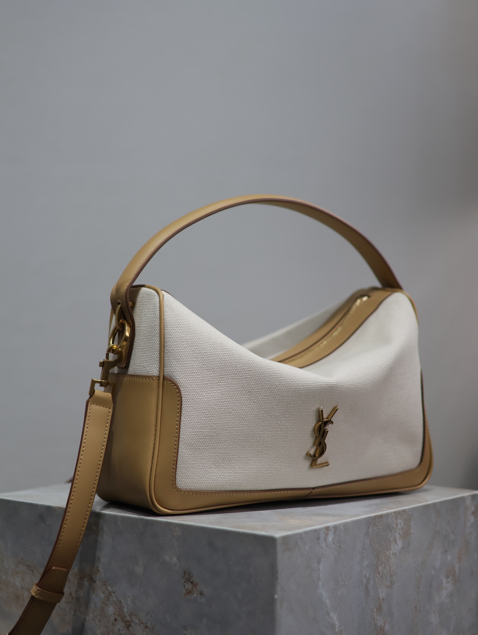 Saint Laurent Camera Supple Bag-White Bag