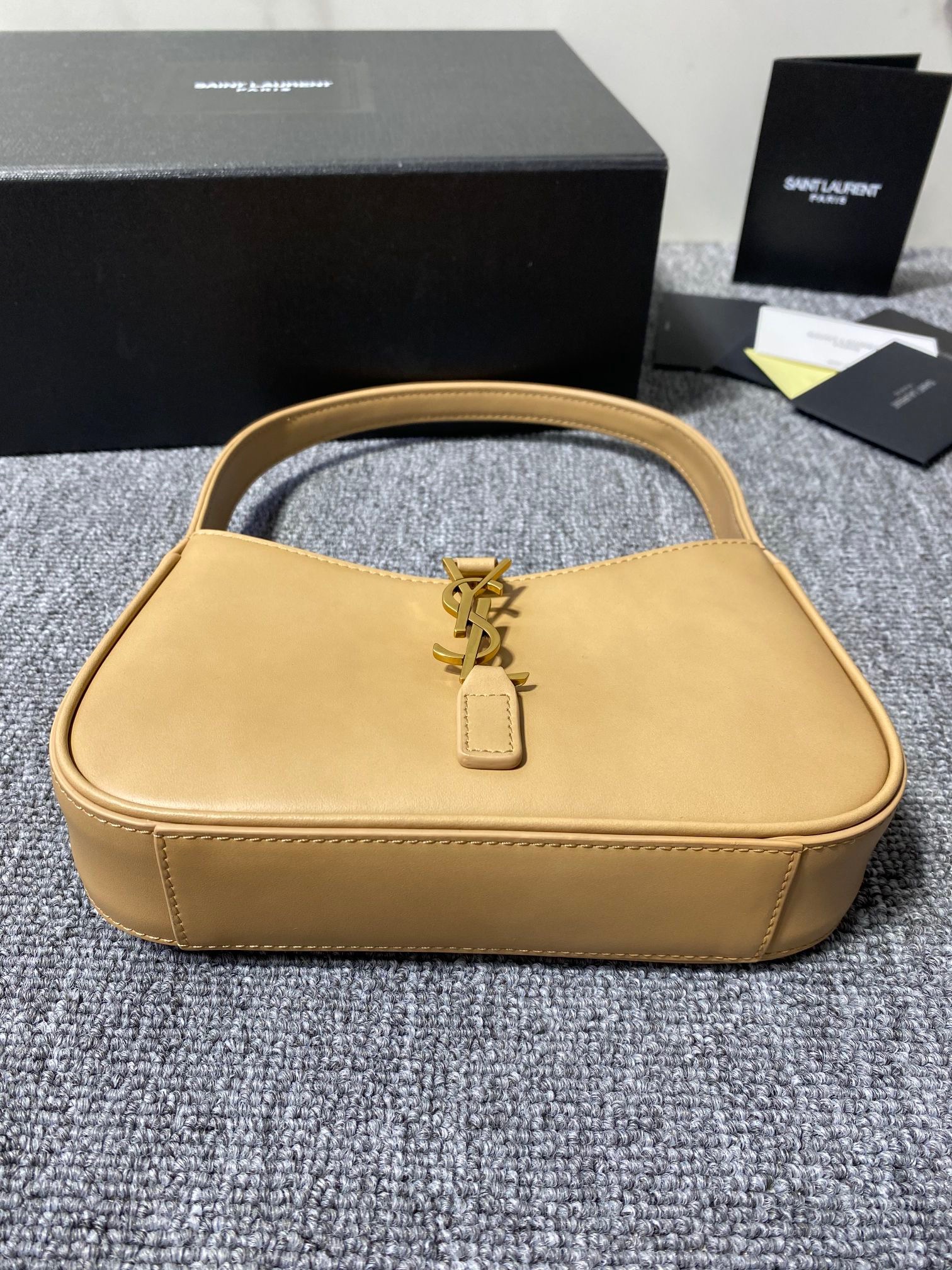 SAINT LAURENT YSL Croc-Embossed Le 5 à 7 Hobo Bag