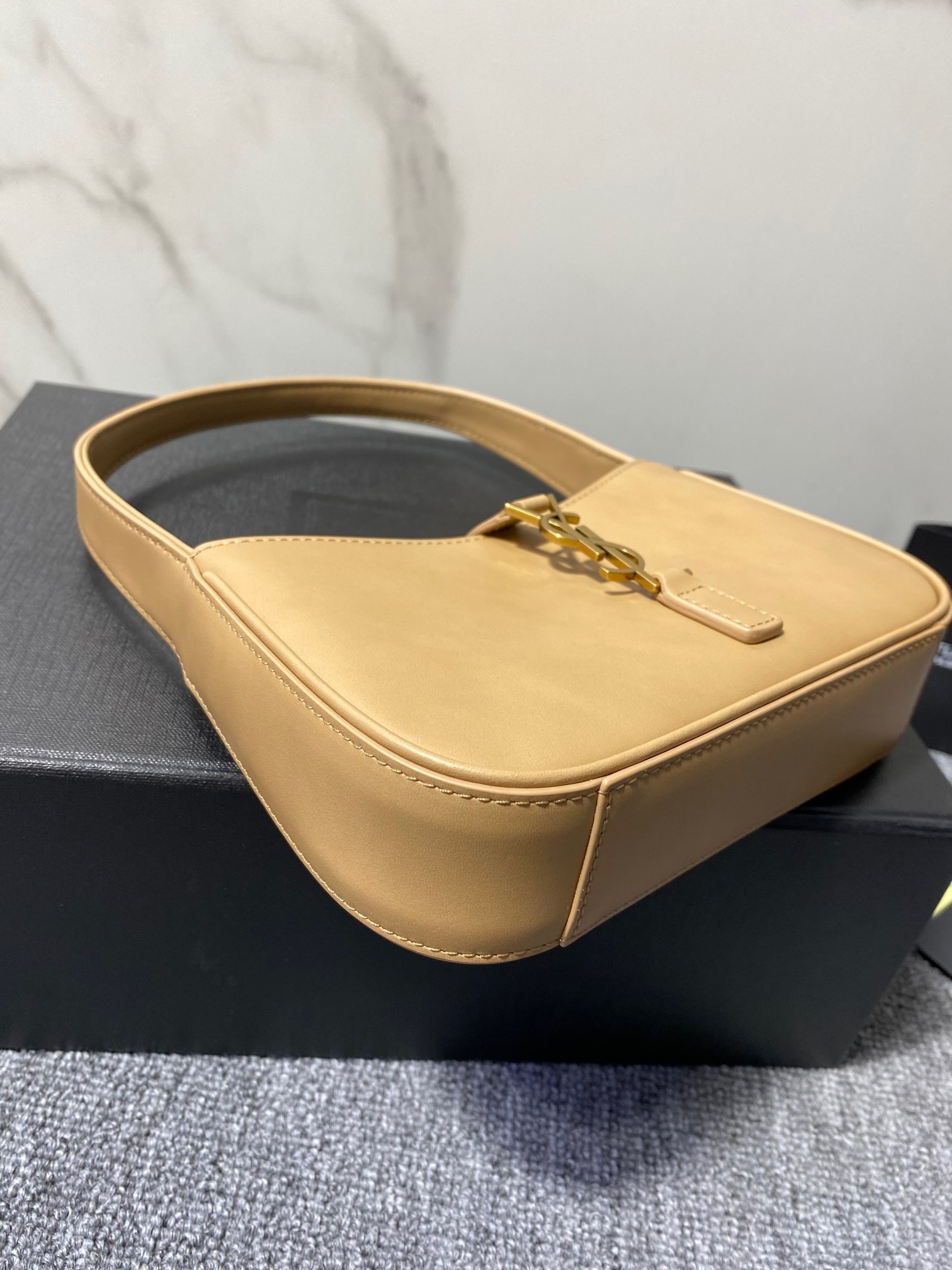 SAINT LAURENT YSL Croc-Embossed Le 5 à 7 Hobo Bag