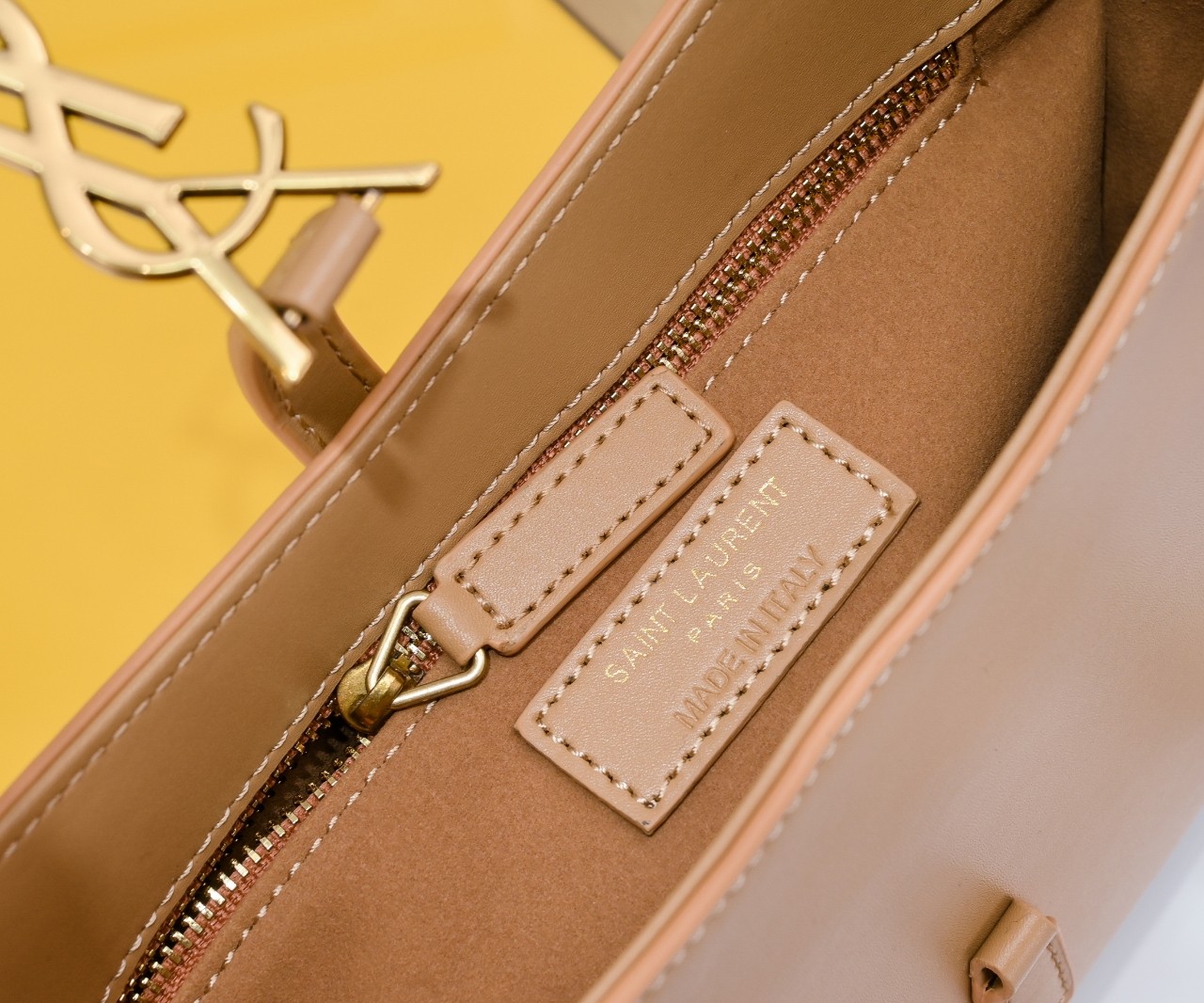 SAINT LAURENT YSL Le 5 à 7 Hobo Bag Leather-Beige - Bag