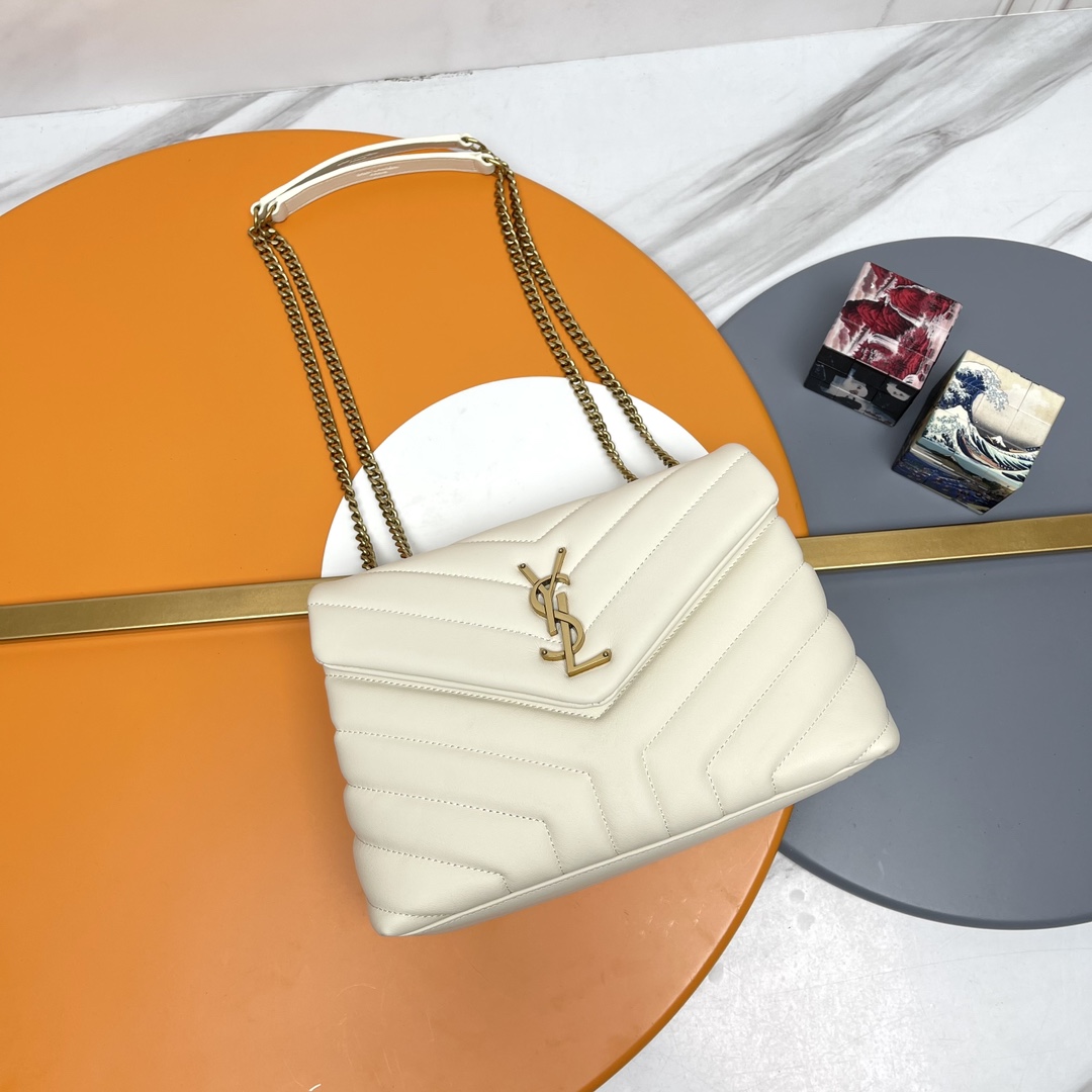 [TOP] SAINT LAURENT Loulou Small Quilted Leather White Shoulder Bag