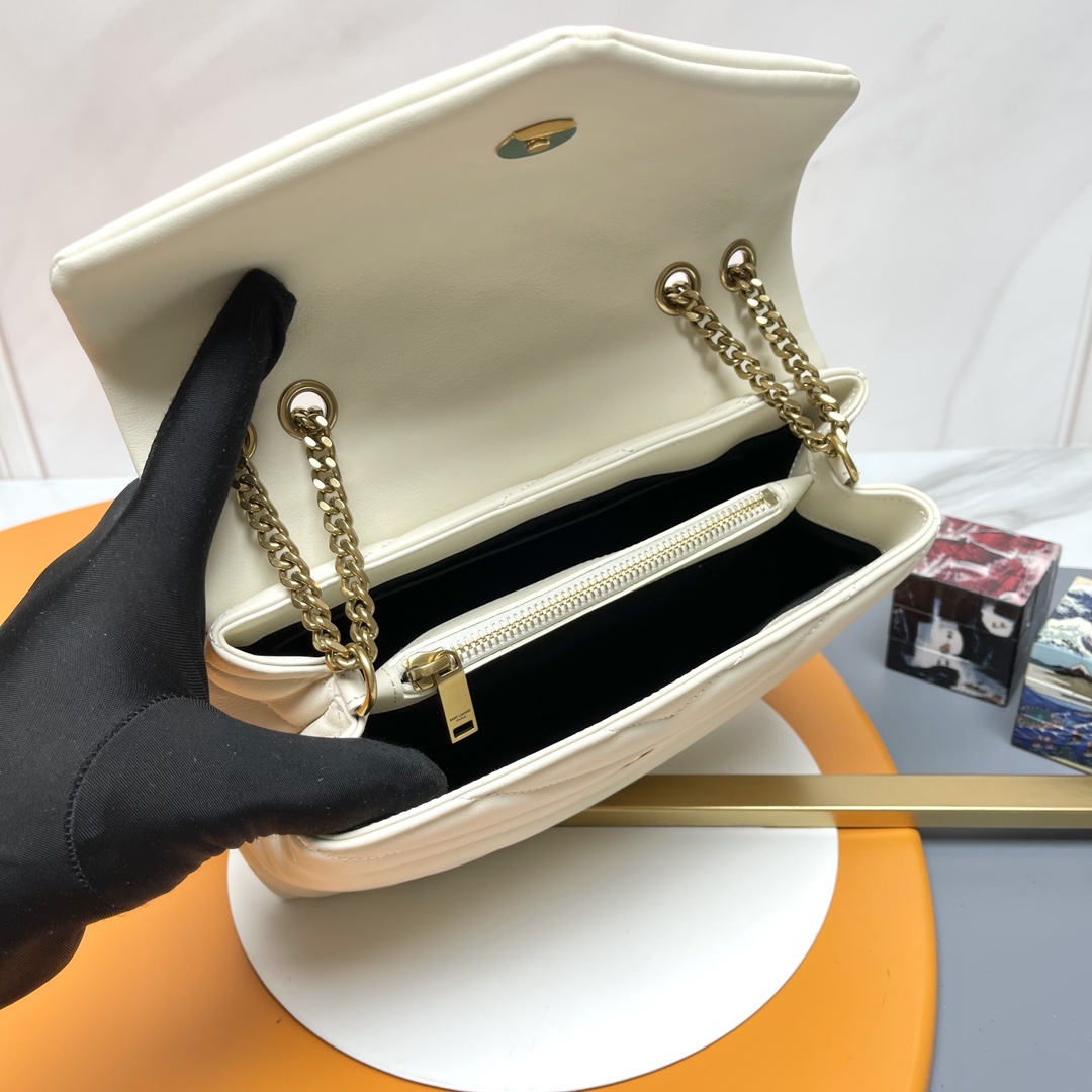 [TOP] SAINT LAURENT Loulou Small Quilted Leather White Shoulder Bag