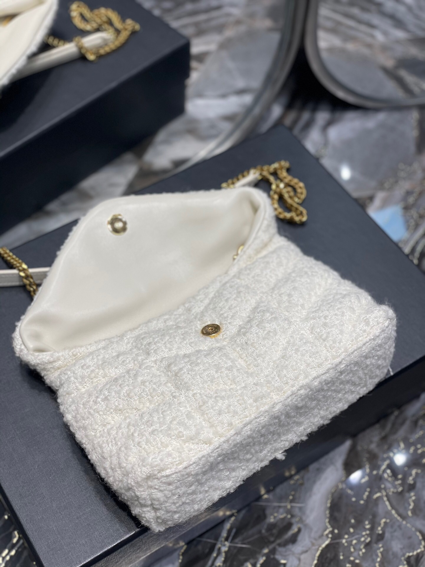 SAINT LAURENT Loulou Puffer small shoulder bag white - Bag