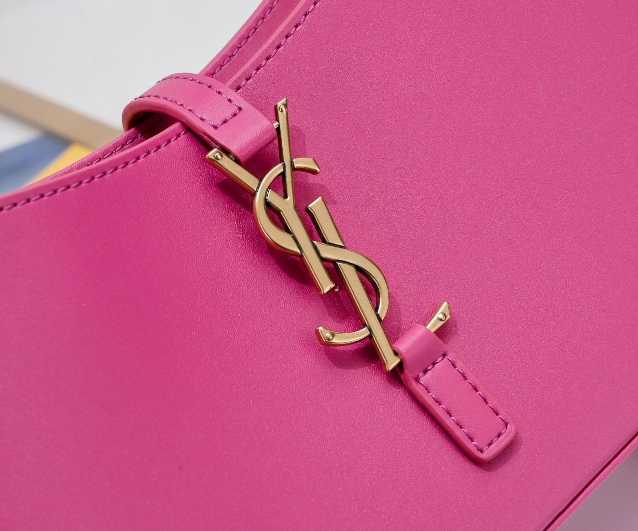 SAINT LAURENT YSL Le 5 à 7 Hobo Bag Leather-Pink Bag