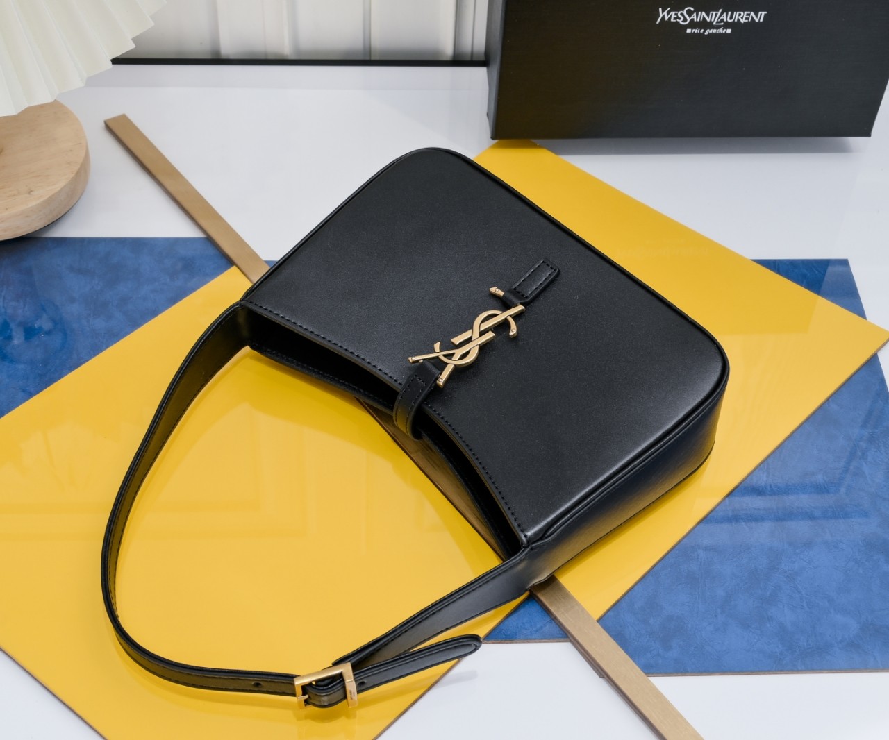 SAINT LAURENT YSL Le 5 à 7 Hobo Bag Leather-Black - Bag
