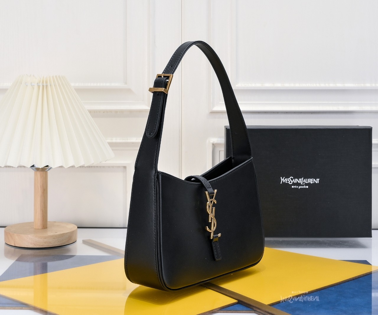 SAINT LAURENT YSL Le 5 à 7 Hobo Bag Leather-Black - Bag