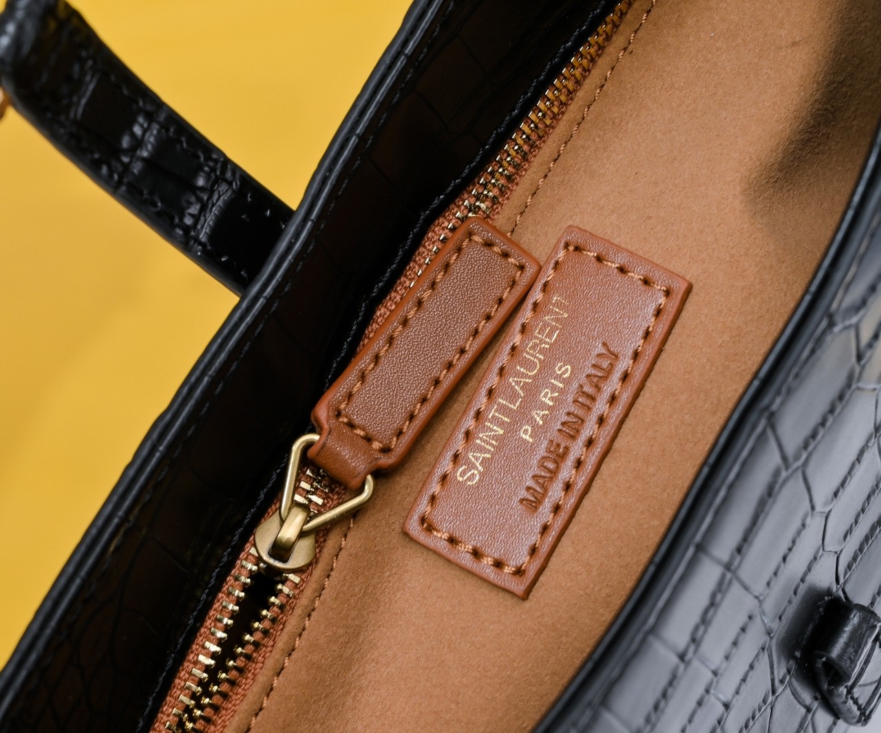 SAINT LAURENT YSL Le 5 à 7 Hobo Bag Leather-Snakeskin Pattern BLACK Bag
