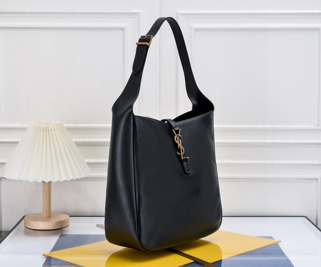 YSL Saint Laurent LE 5 À 7 Grain Leather Soft Handbag - Large