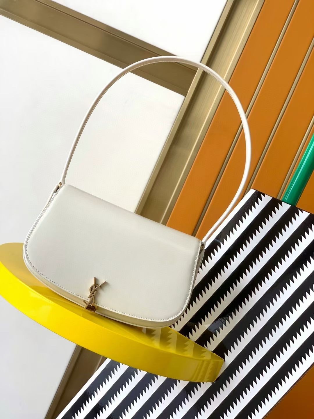 Saint Laurent Voltaire mini leather shoulder bag-White - Bag