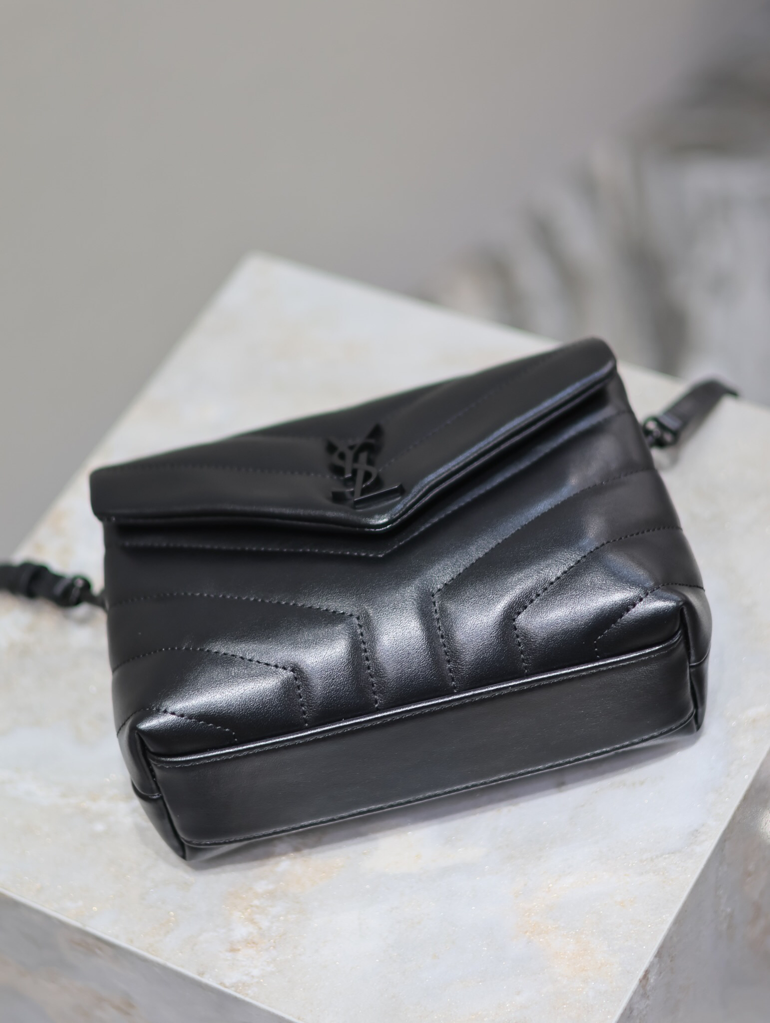 [TOP]SAINT LAURENT Loulou Quilted Leather Shoulder Bag Black - Bag