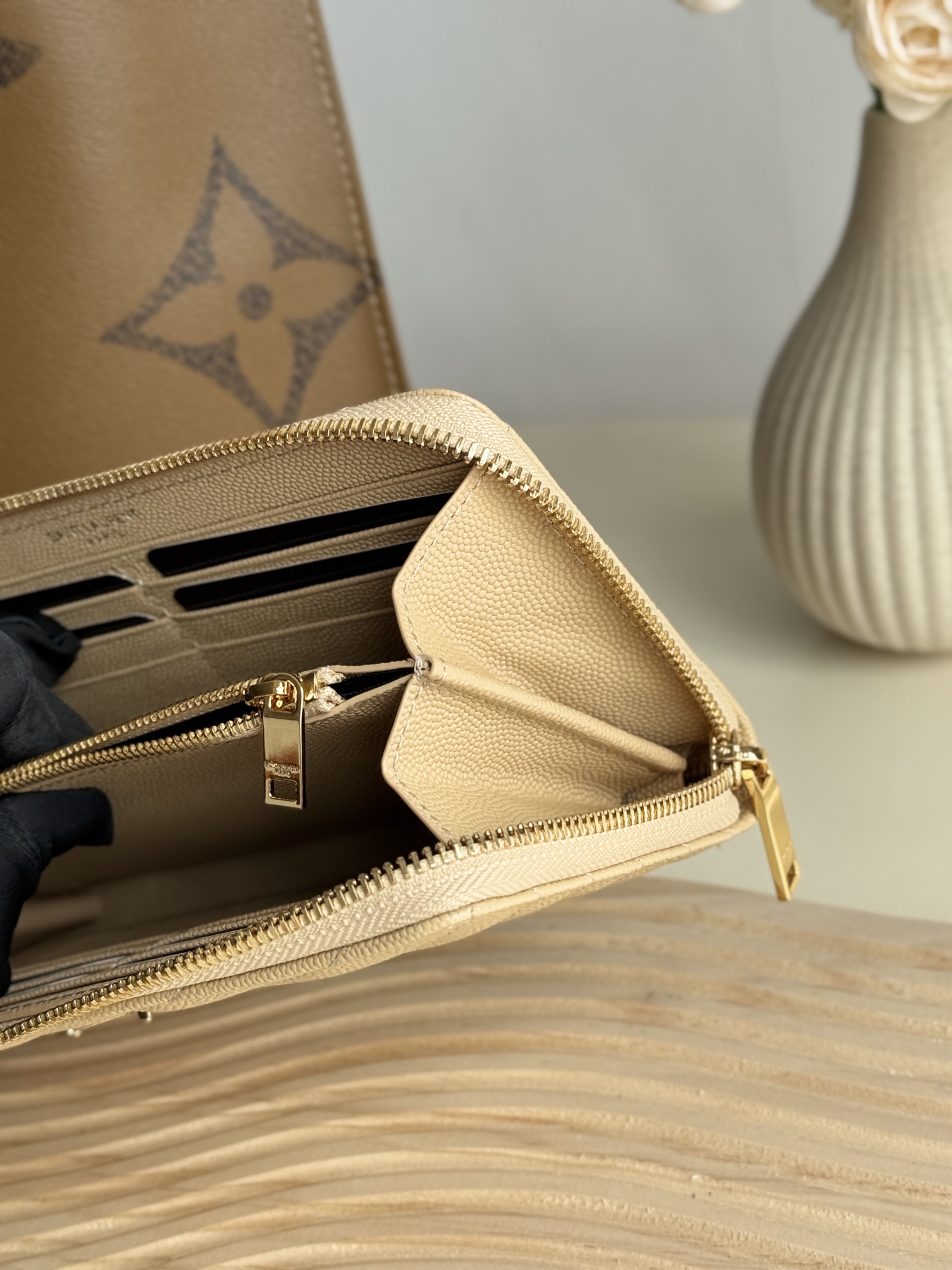 Saint Laurent Monogramme leather Wallet -Apricot Wallet