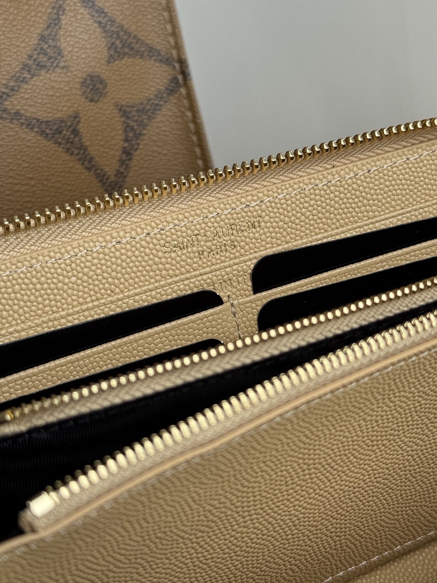 Saint Laurent Monogramme leather Wallet -Apricot Wallet