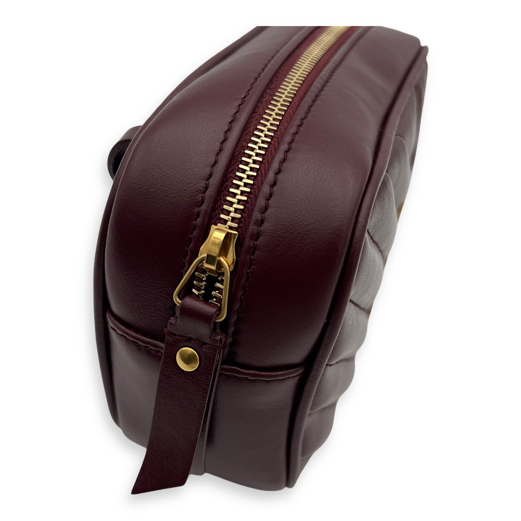 Camera Red Belt Bag in Calfskin, Gold hardware