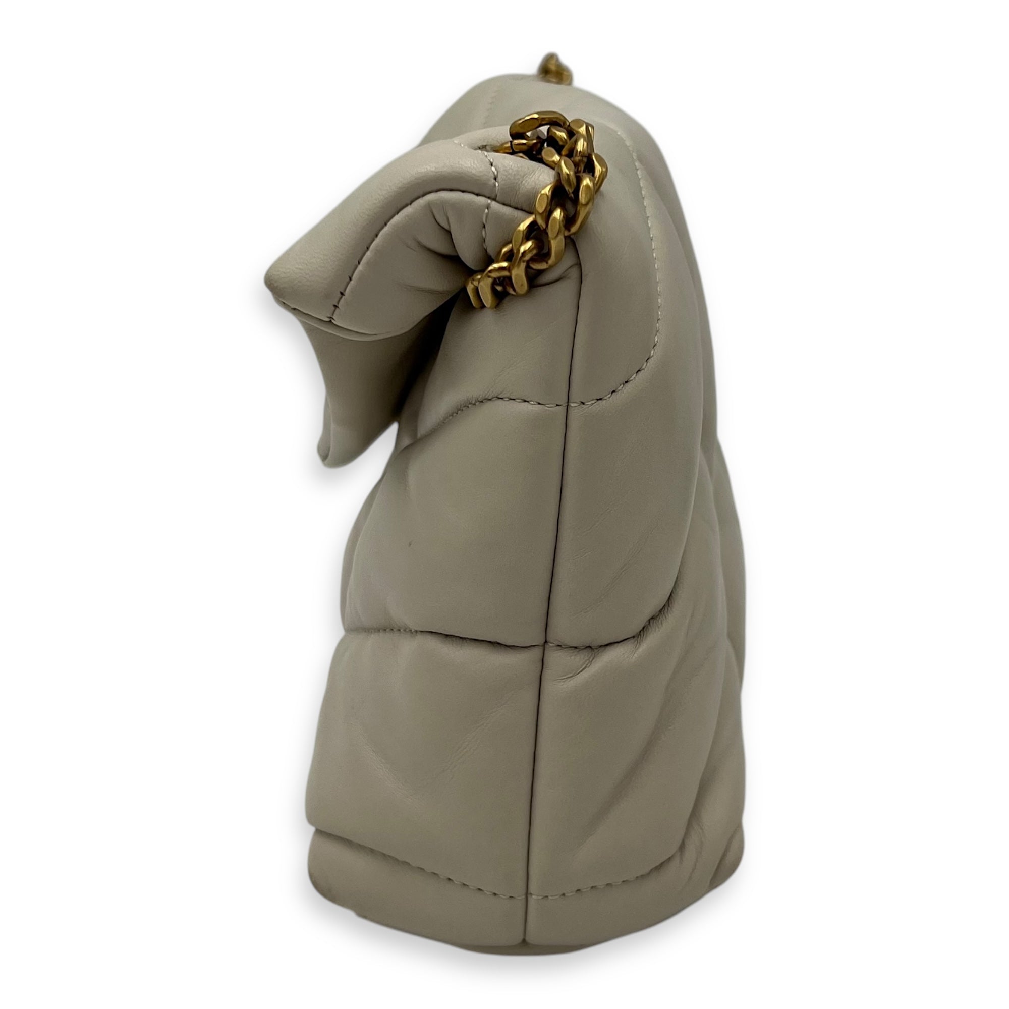 Puffer Shoulder Bag White in Lambskin, Gold hardware