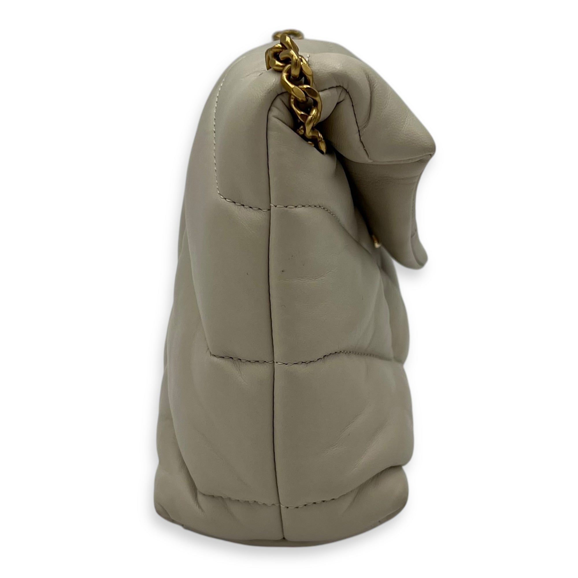 Puffer Shoulder Bag White in Lambskin, Gold hardware
