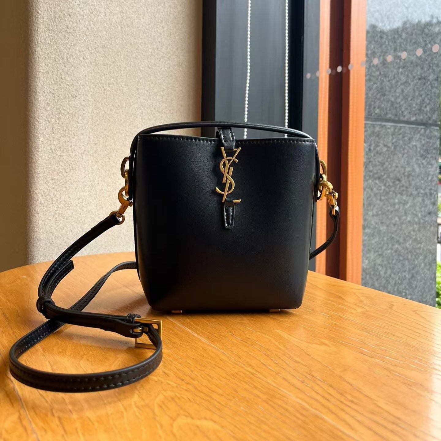 Saint Laurent Le 37 Mini Bag in Shiny Leather