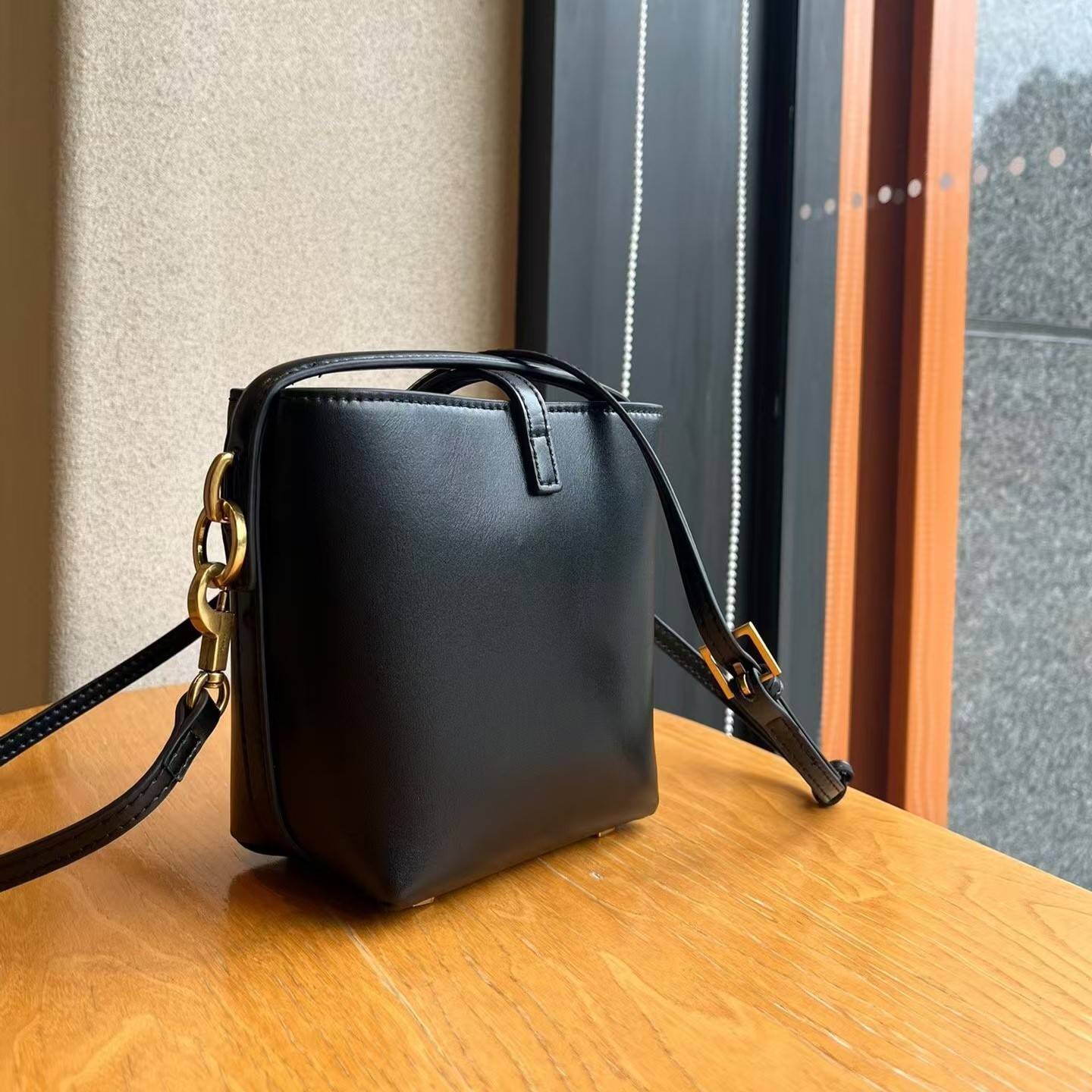 Saint Laurent Le 37 Mini Bag in Shiny Leather