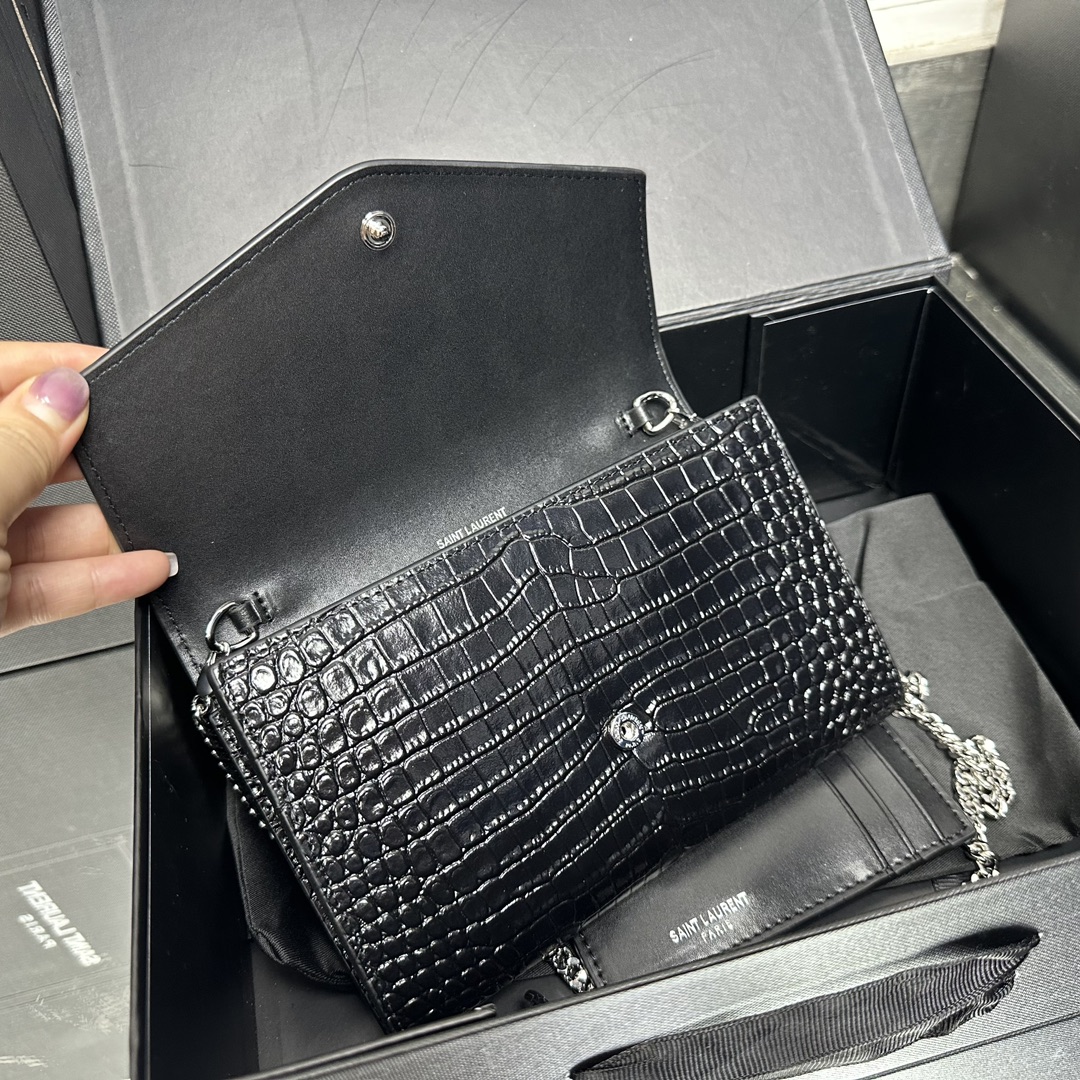 SAINT LAURENT Grain De Poudre Monogram Uptown Chain Wallet Black-Silver hardware - Bag