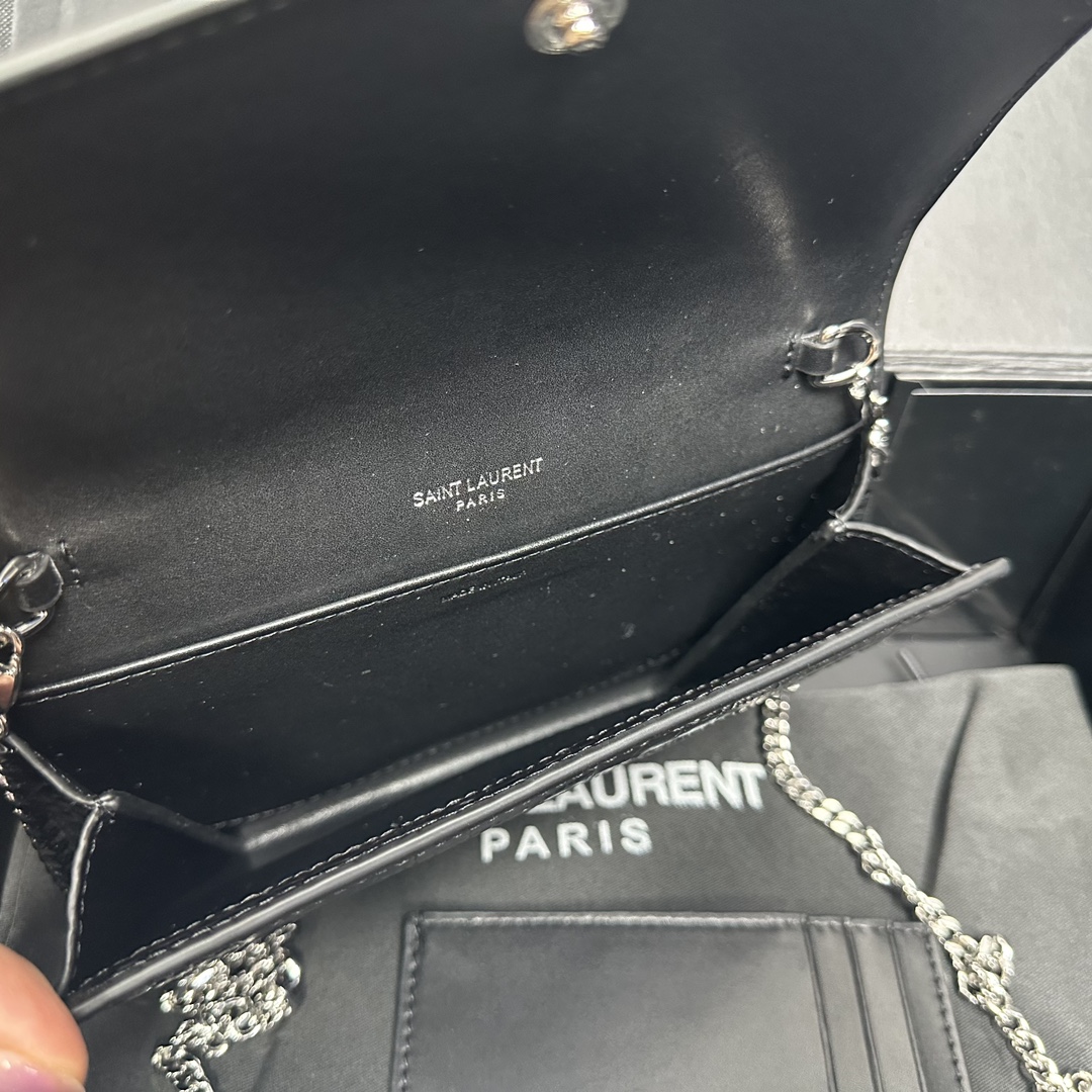 SAINT LAURENT Grain De Poudre Monogram Uptown Chain Wallet Black-Silver hardware - Bag