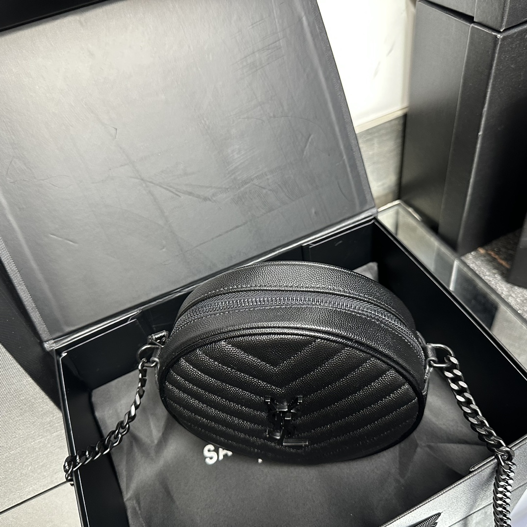SAINT LAURENT Grain De Poudre Matelasse Chevron Quilted Round Vinyle Camera Bag Deep Marine-biack hardware - Bag