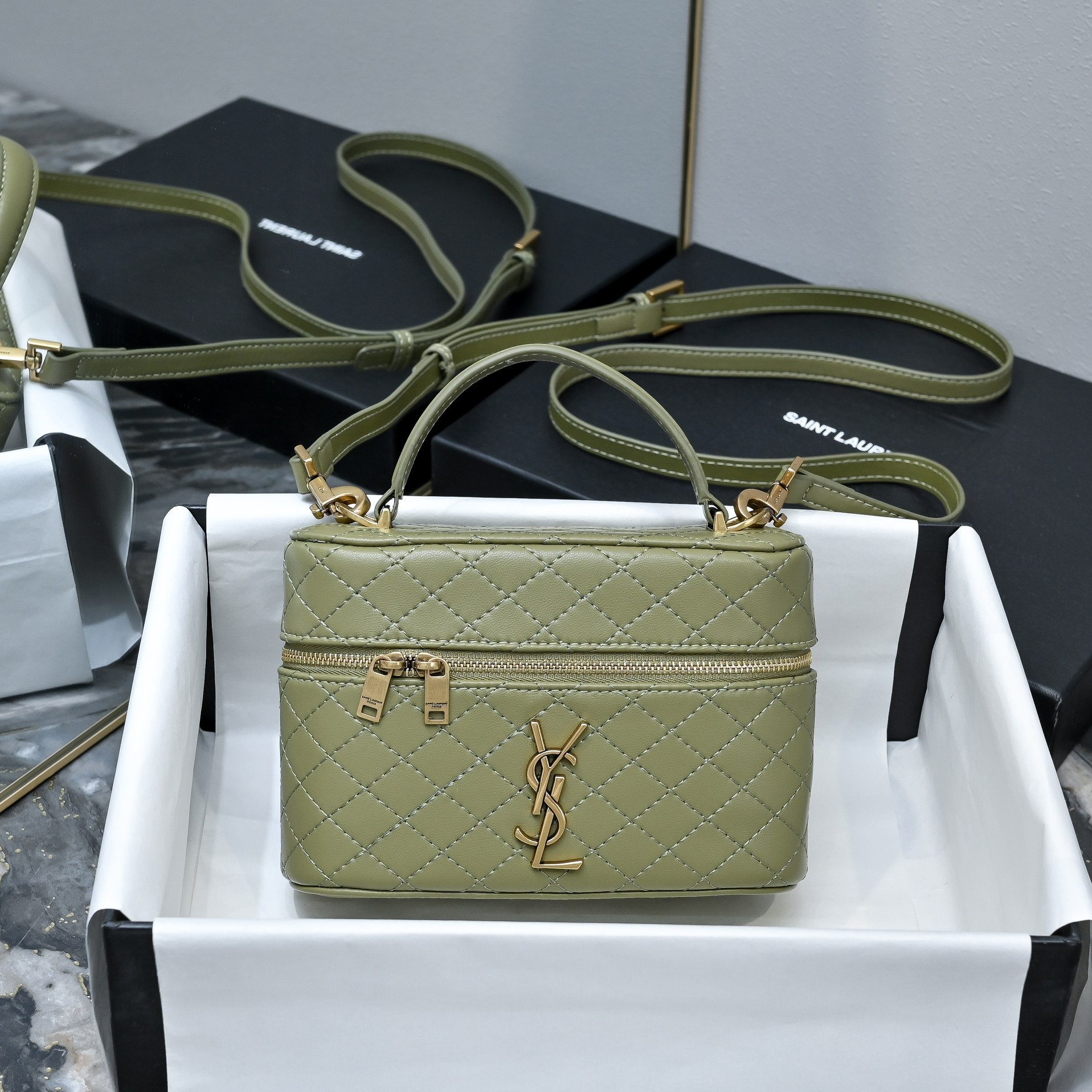 SAINT LAURENT YSL GABY vanity Medium bag in lambskin - MISTY JADE