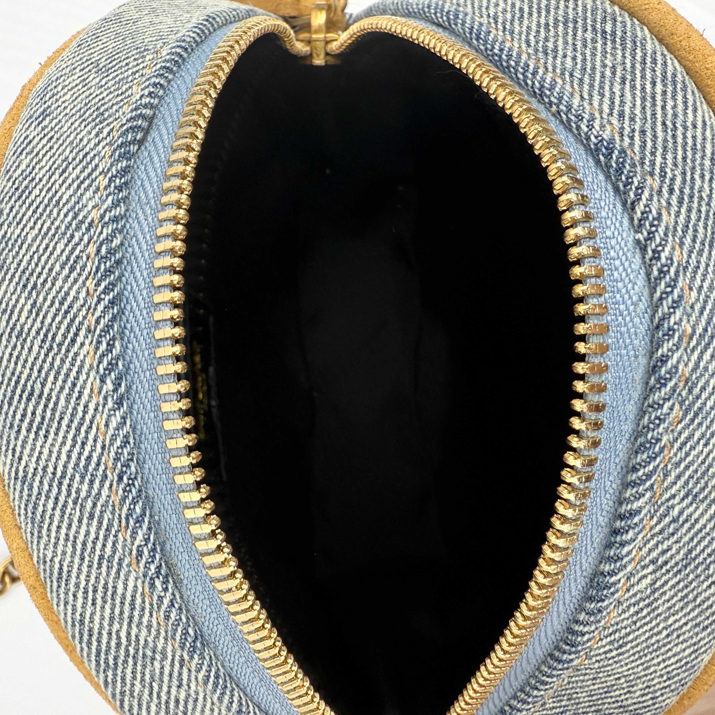 Saint Laurent YSL Round Vinyle Matelassé Quilted Denim Crossbody Bag