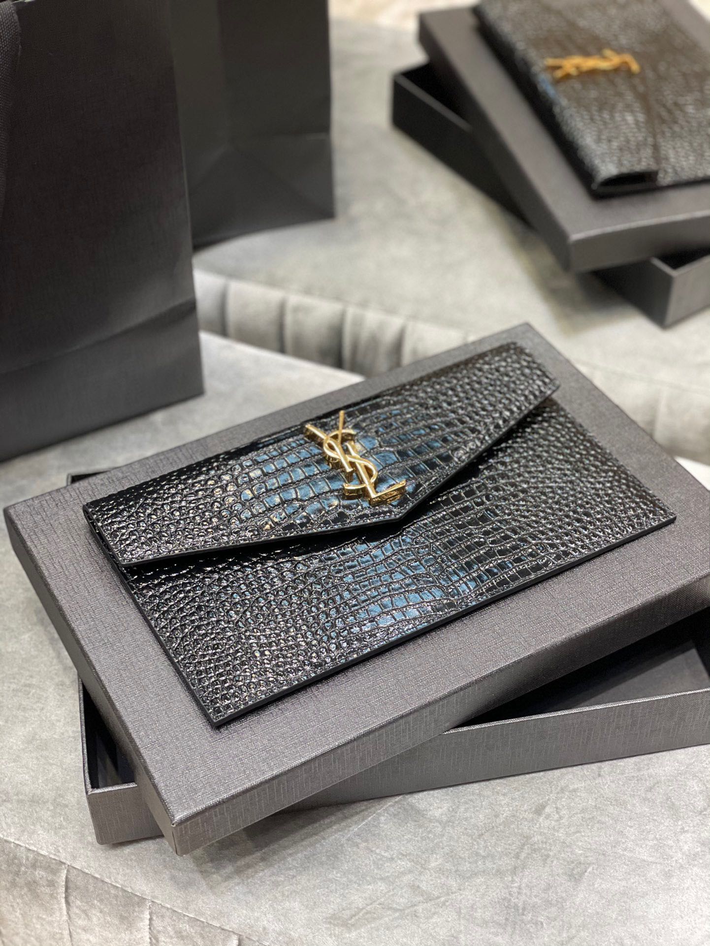 SAINT LAURENT Uptown POUCH IN CROCODILE-EMBOSSED SHINY LEATHER BLACK-Gold hardware - Bag