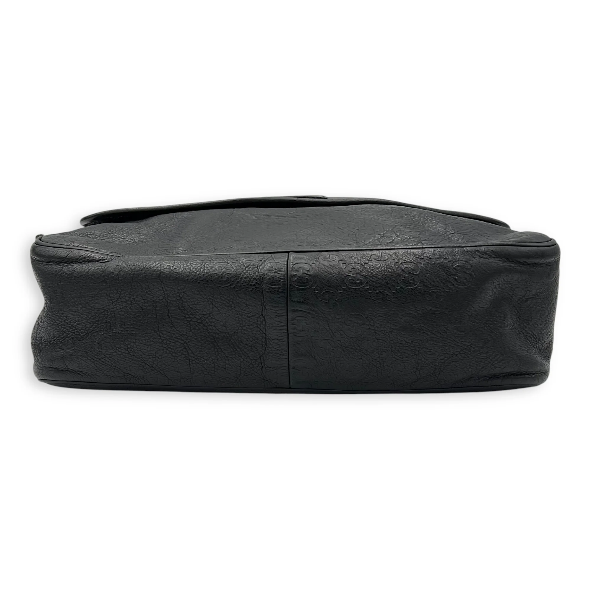 GG Supreme Black Messenger in Calfskin, Gold hardware