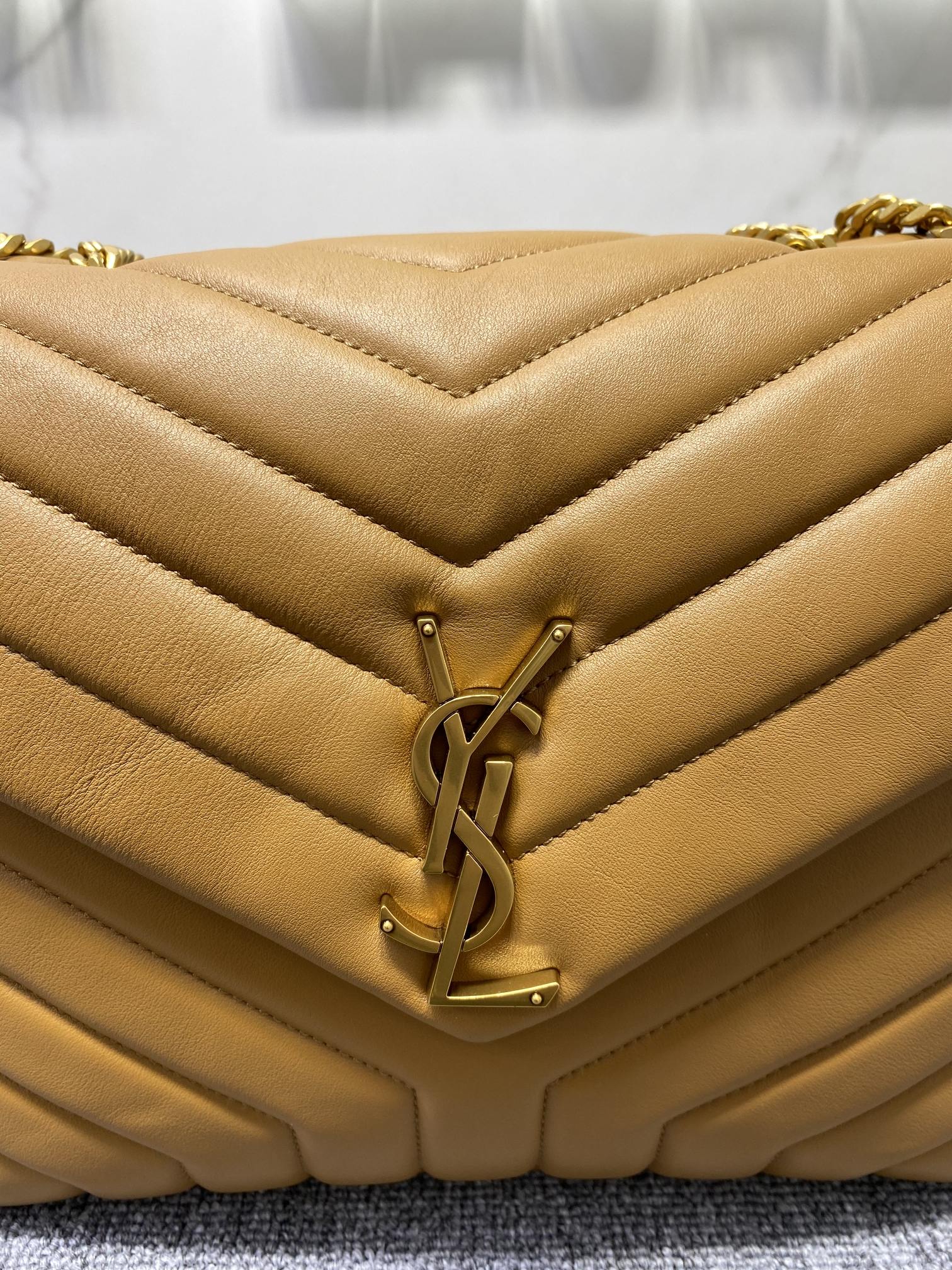YSL Loulou Medium Chain Bag In Y Leather