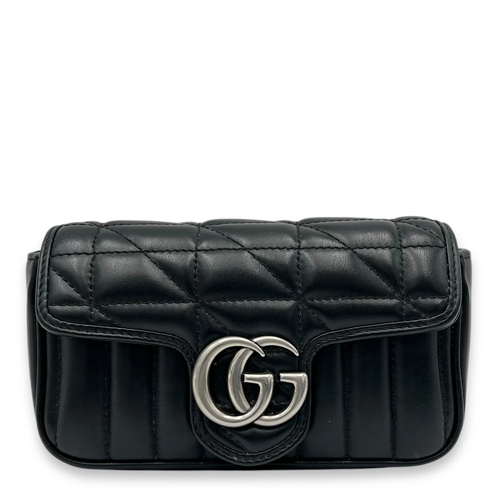 GG Marmont Super Mini Black Shoulder Bag in Calfskin, Silver hardware