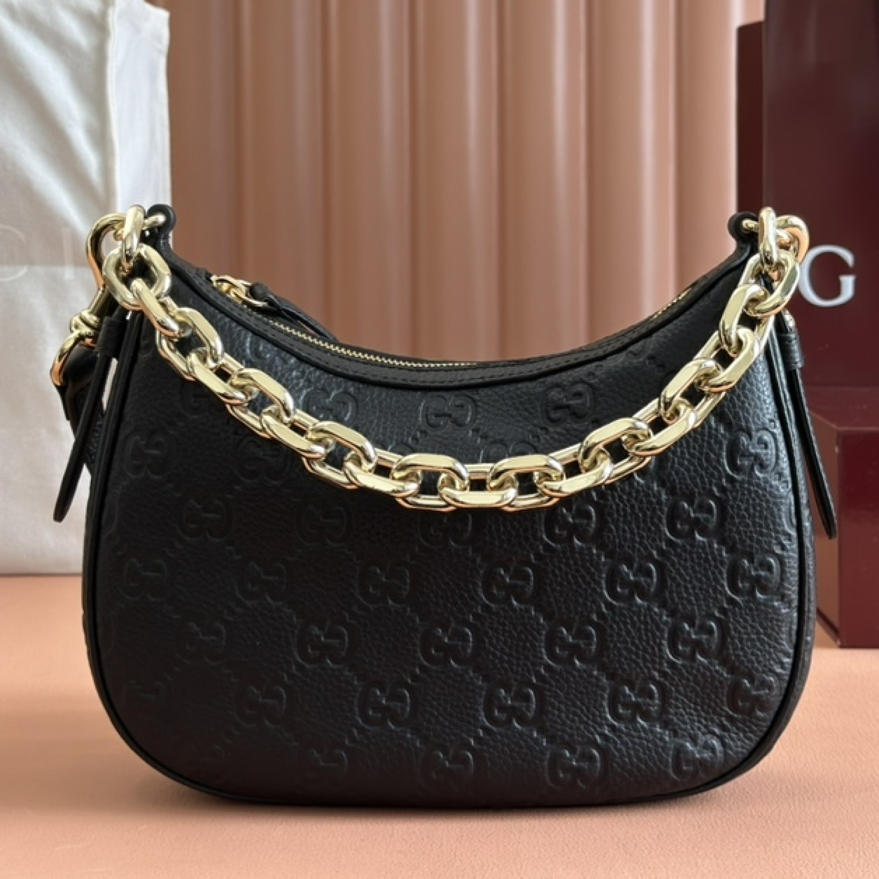 Gucci Emblem Black Grainy Leather Small Bag