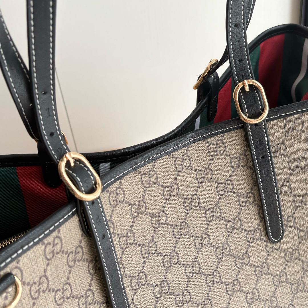 Gucci GG Emblem Large black tote bag
