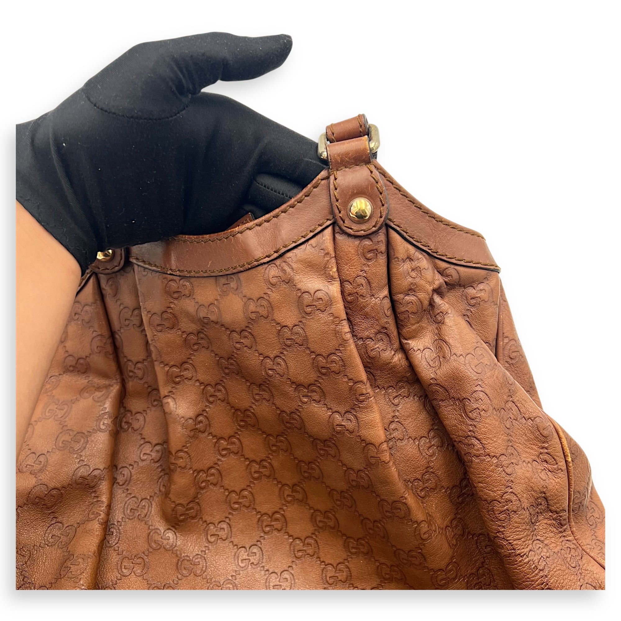 Shukey Shoulder Bag Brown in Calfskin, Gold hardware